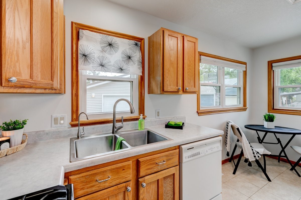 7103 Oliver Smith Drive