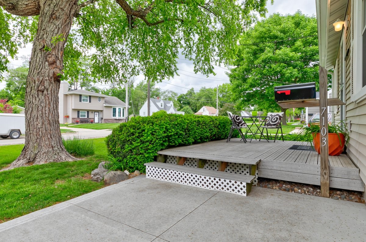 7103 Oliver Smith Drive