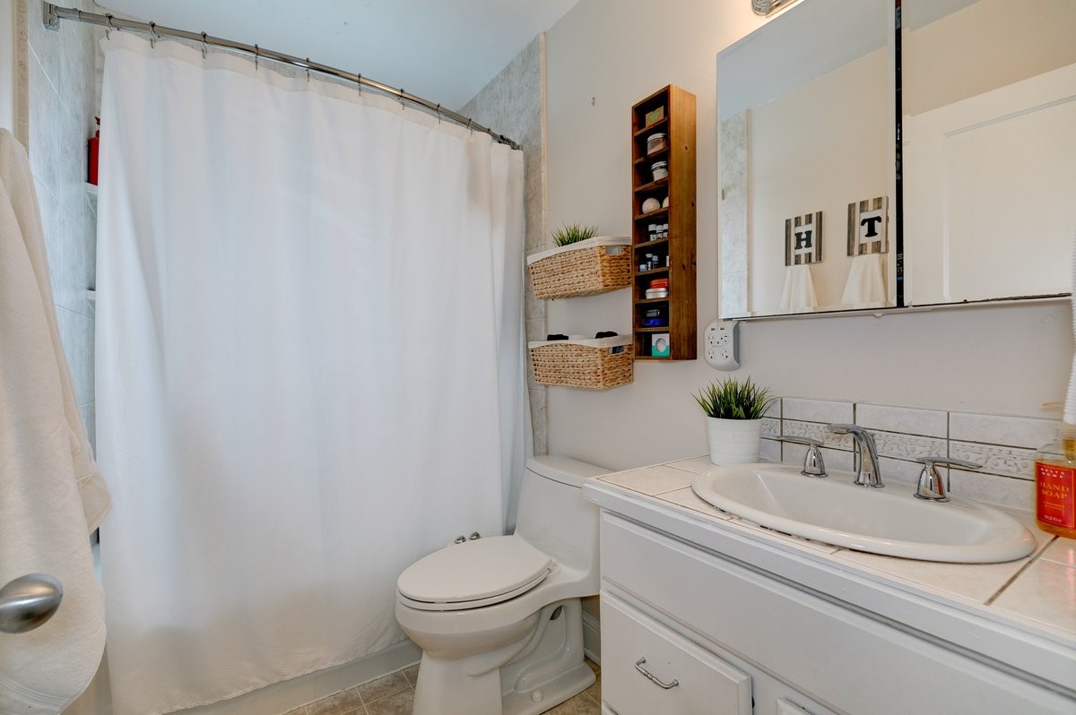 7103 Oliver Smith Drive