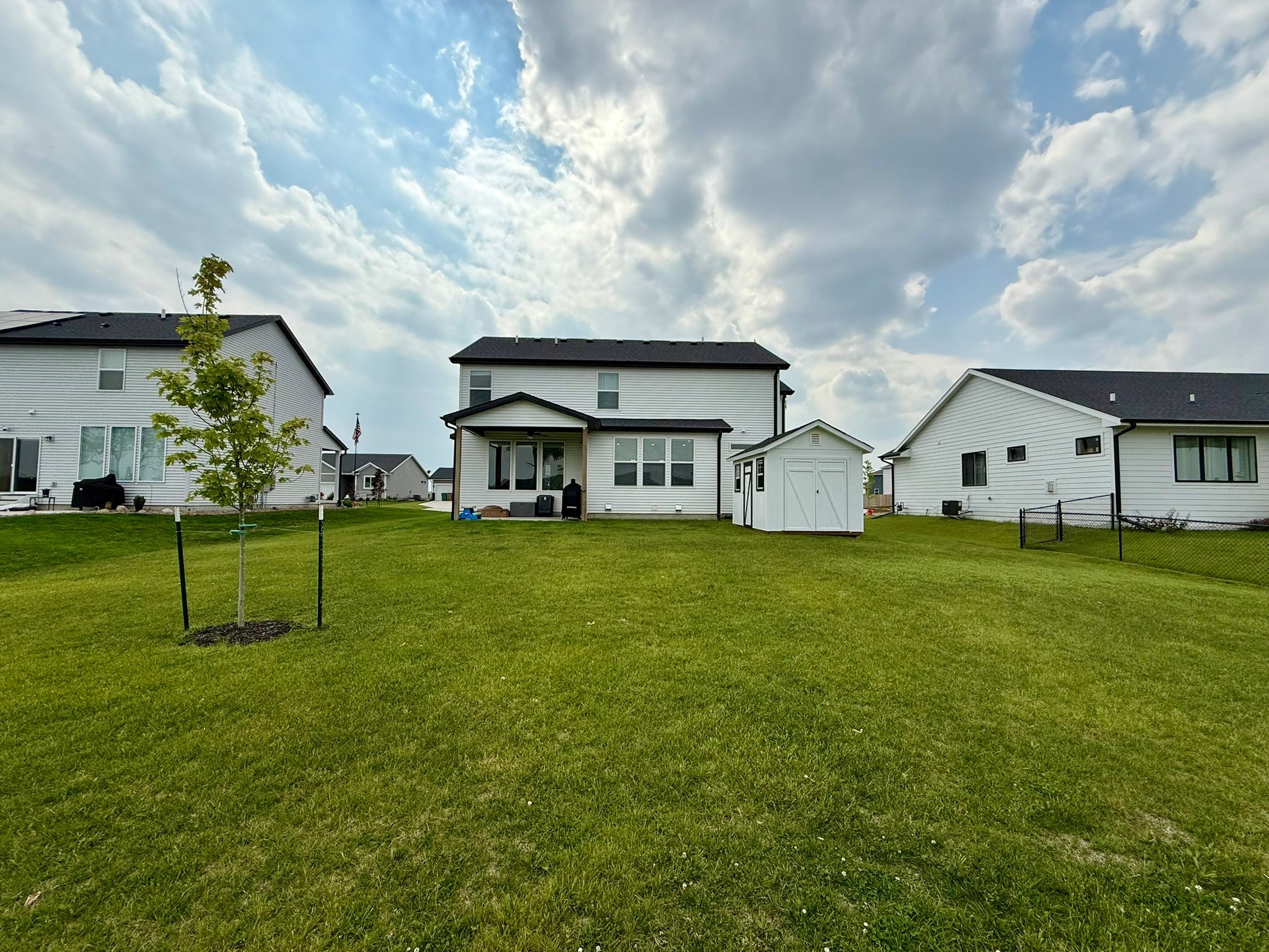 201 Creekside Drive SW