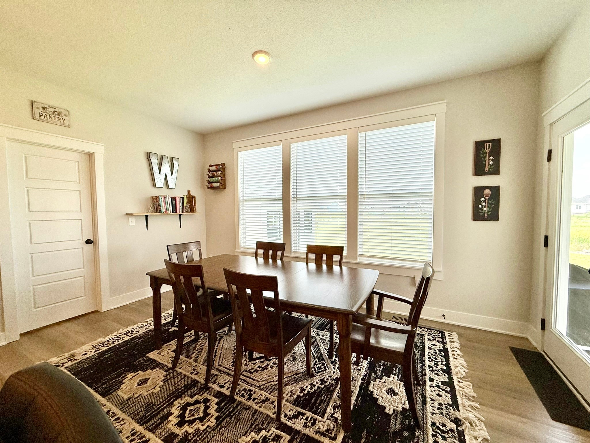 201 Creekside Drive SW