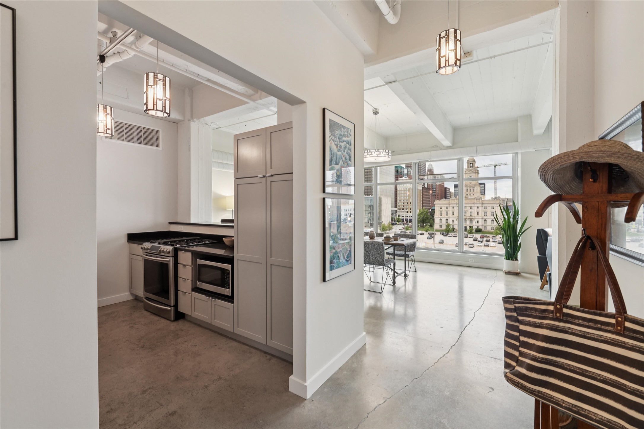 120 SW 5th Street 503