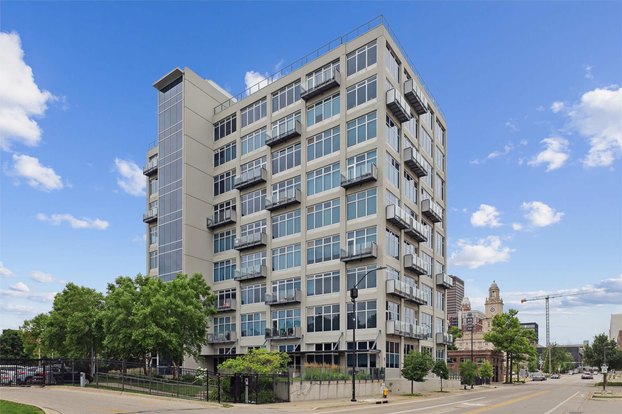 120 SW 5th Street 503