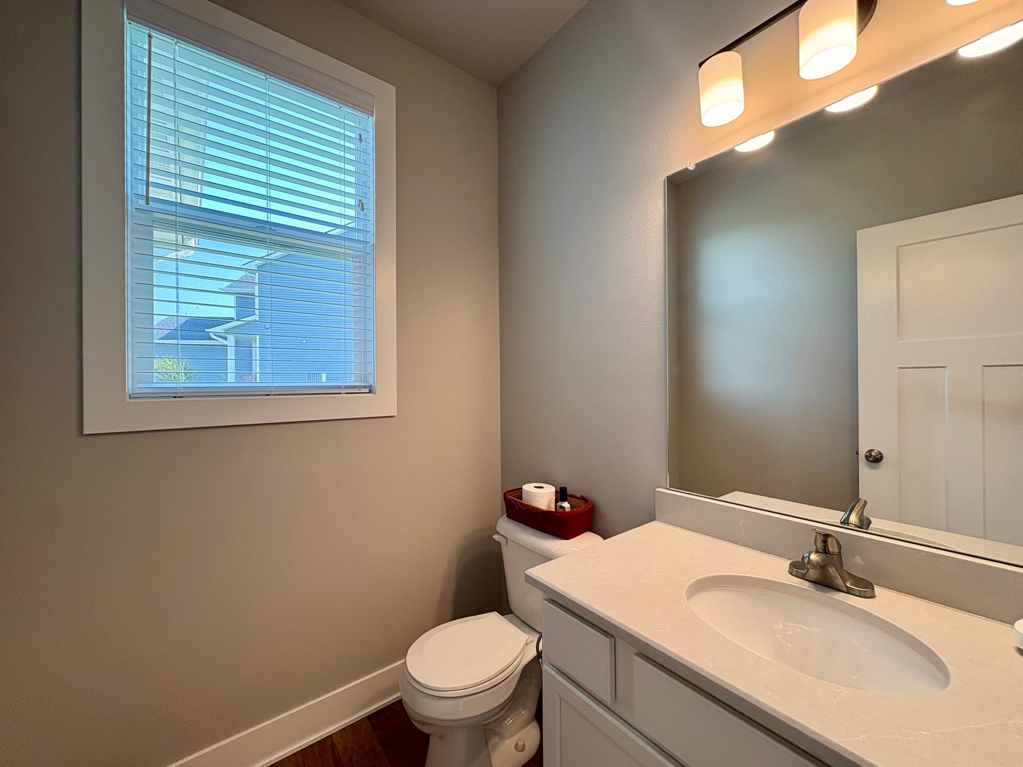 2419 NW Applewood Street