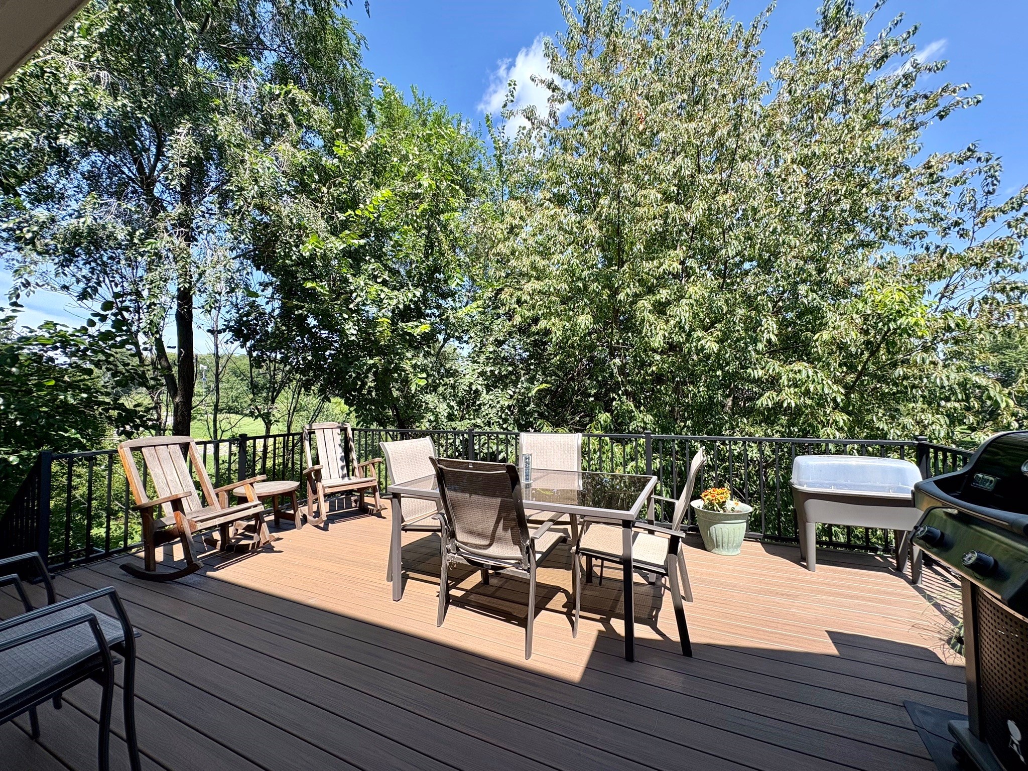 6701 Three Lakes Parkway