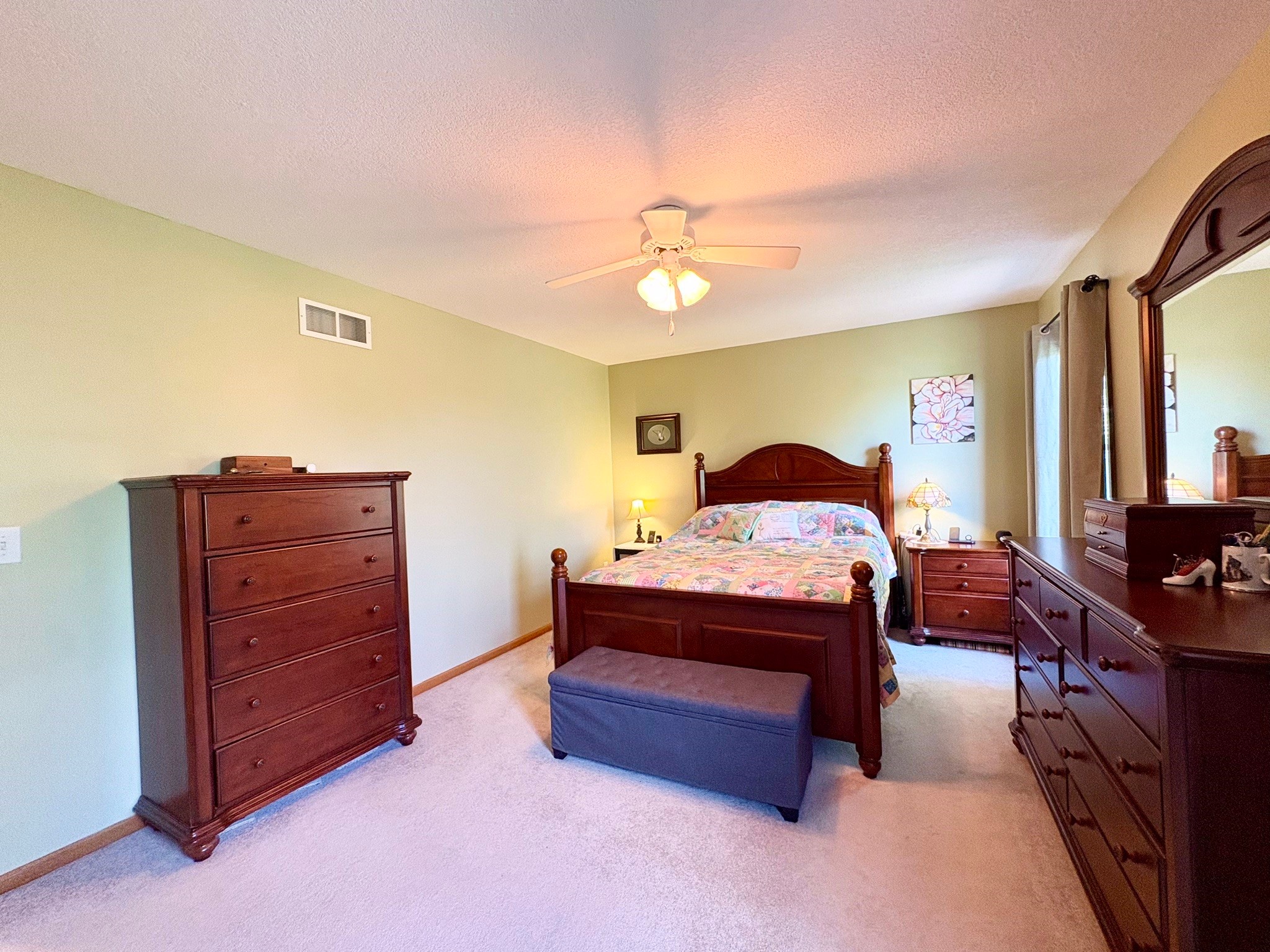 6701 Three Lakes Parkway