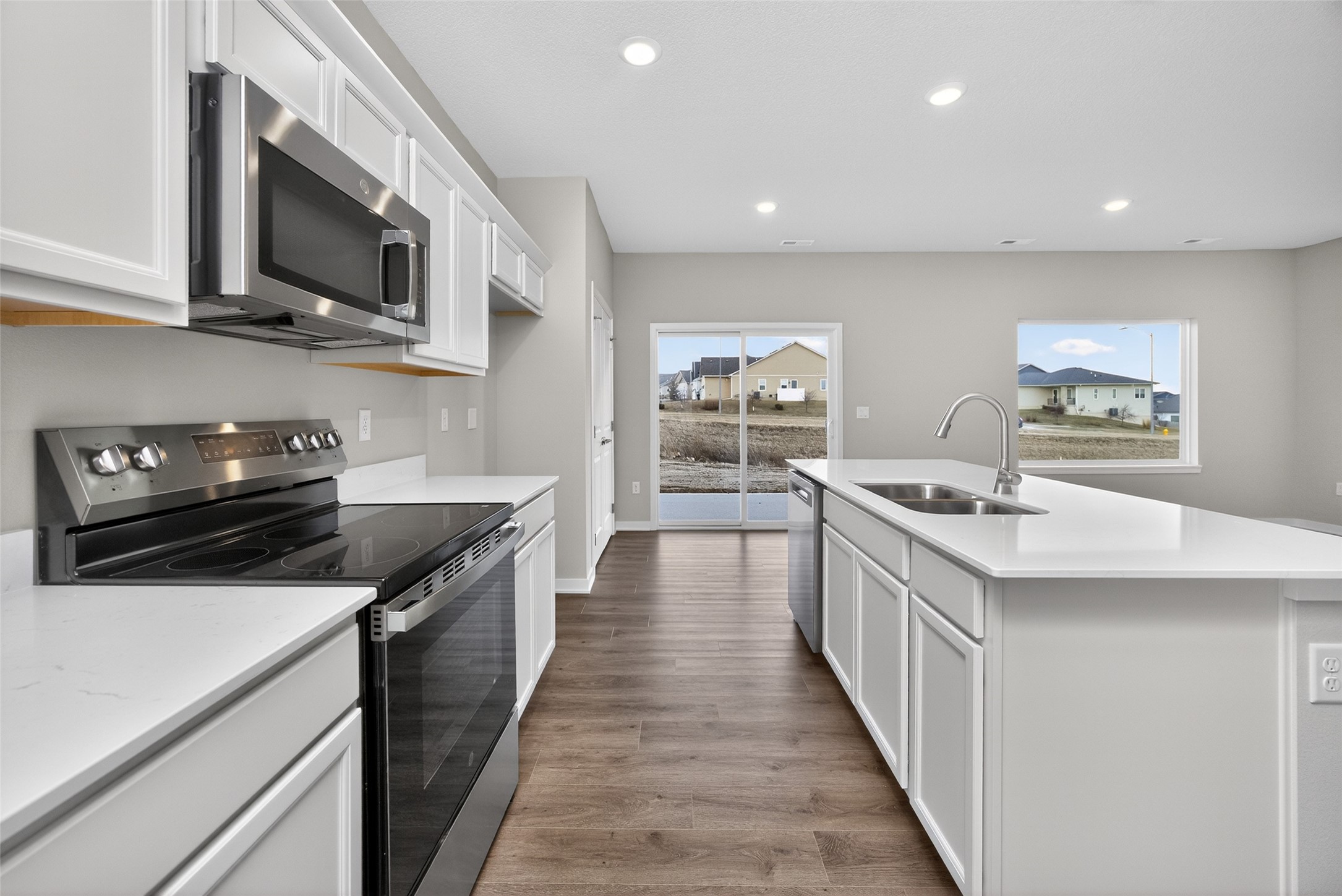 9124 Robinson Drive