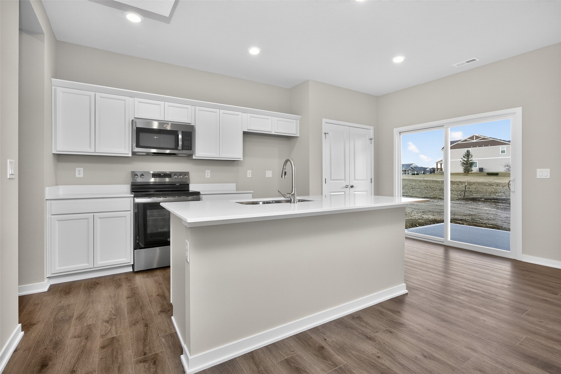 9124 Robinson Drive