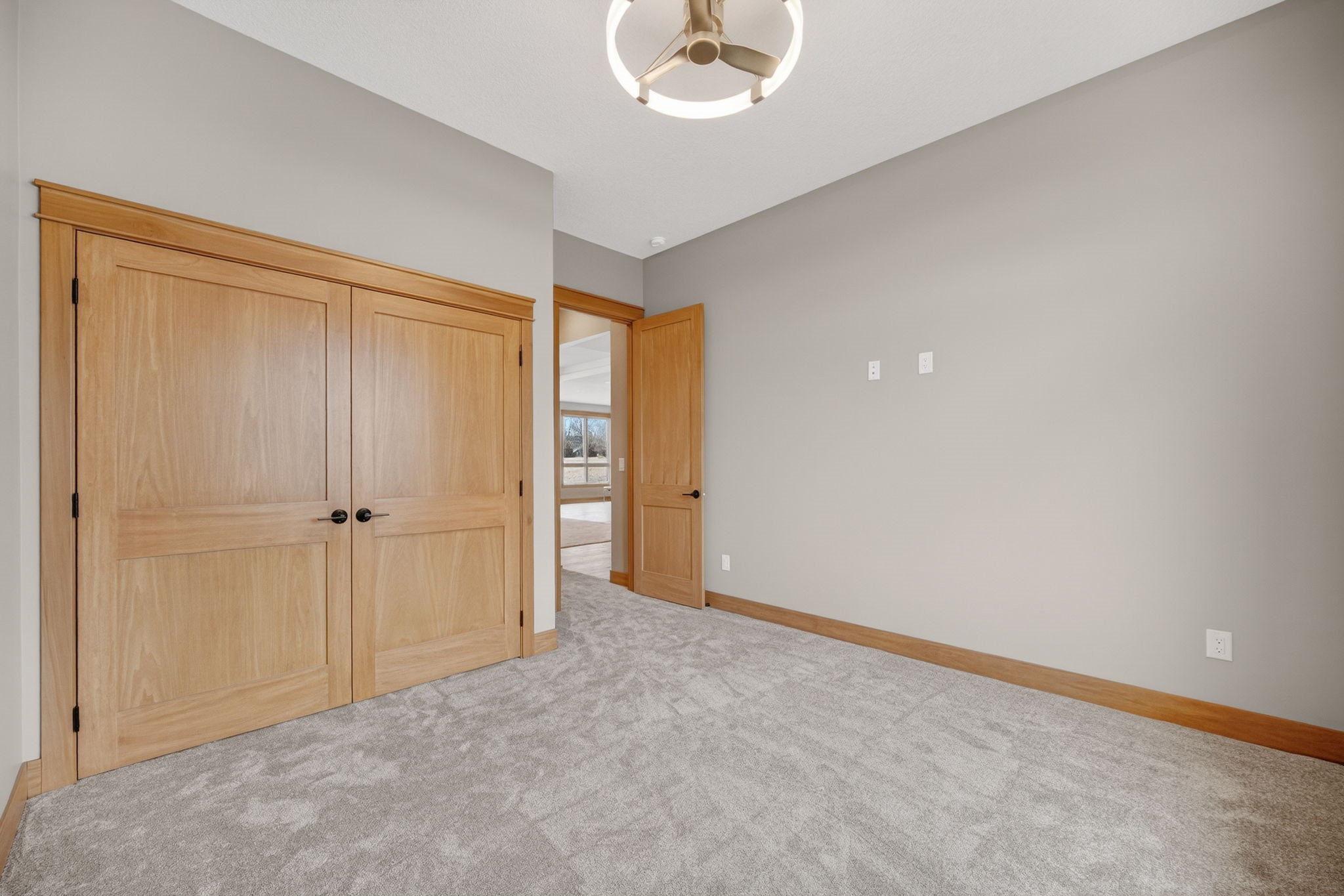 284 Alder Boulevard