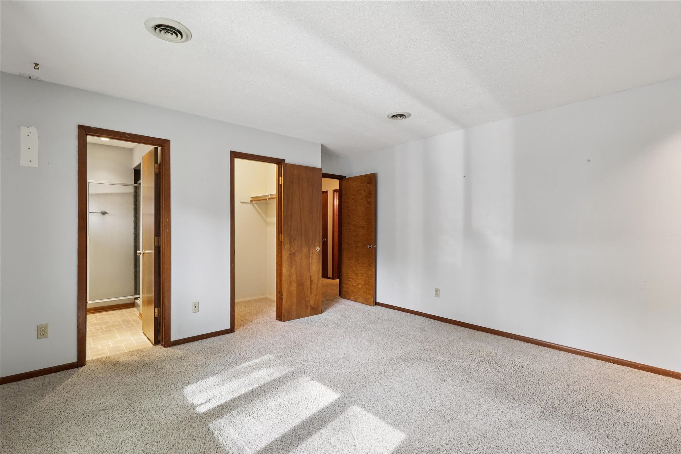 909 39th Street