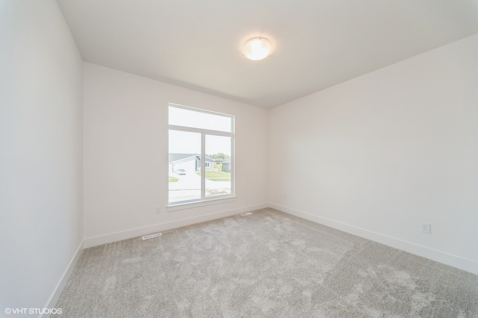 10022 NW 68th Avenue