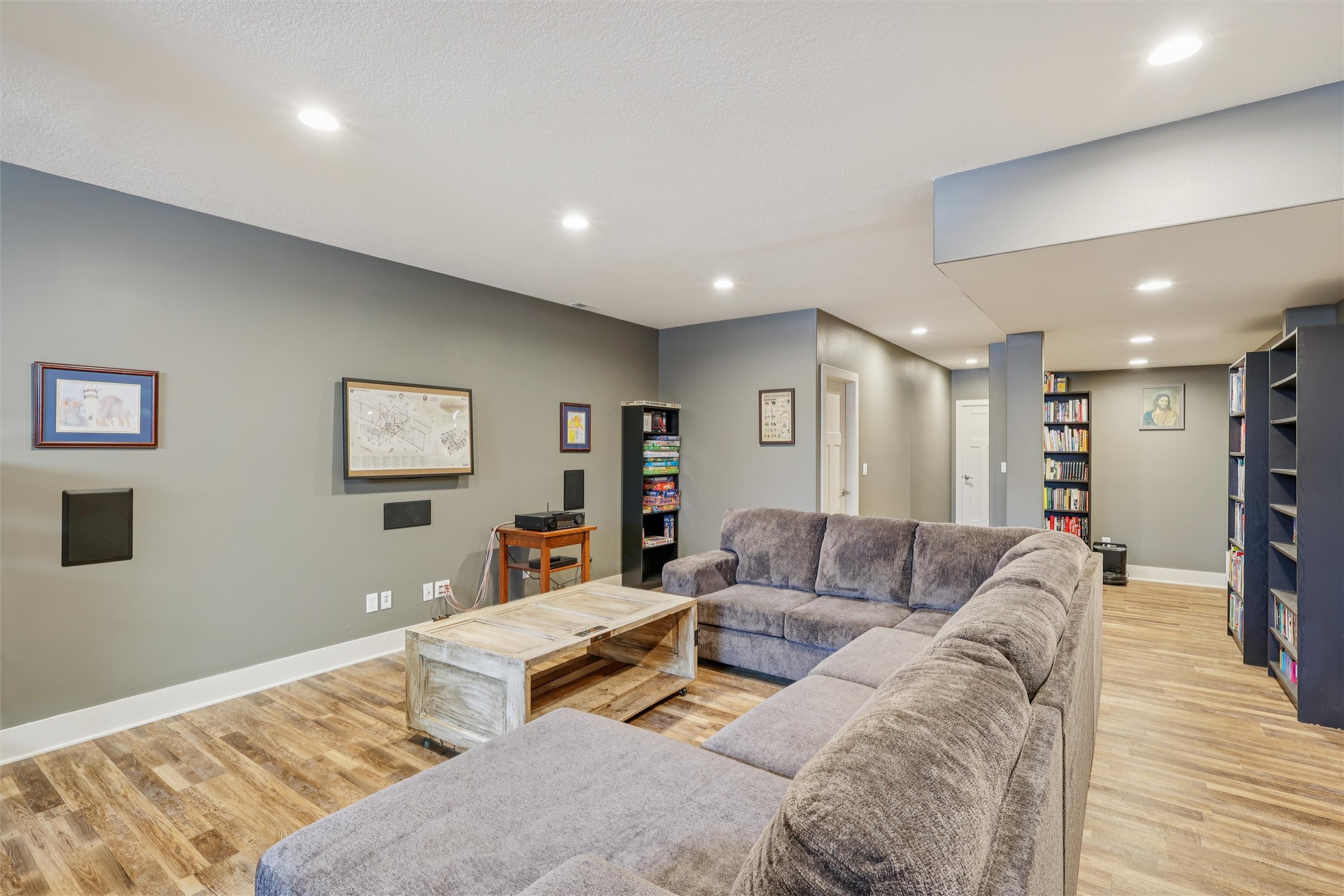 8202 Sky View Circle