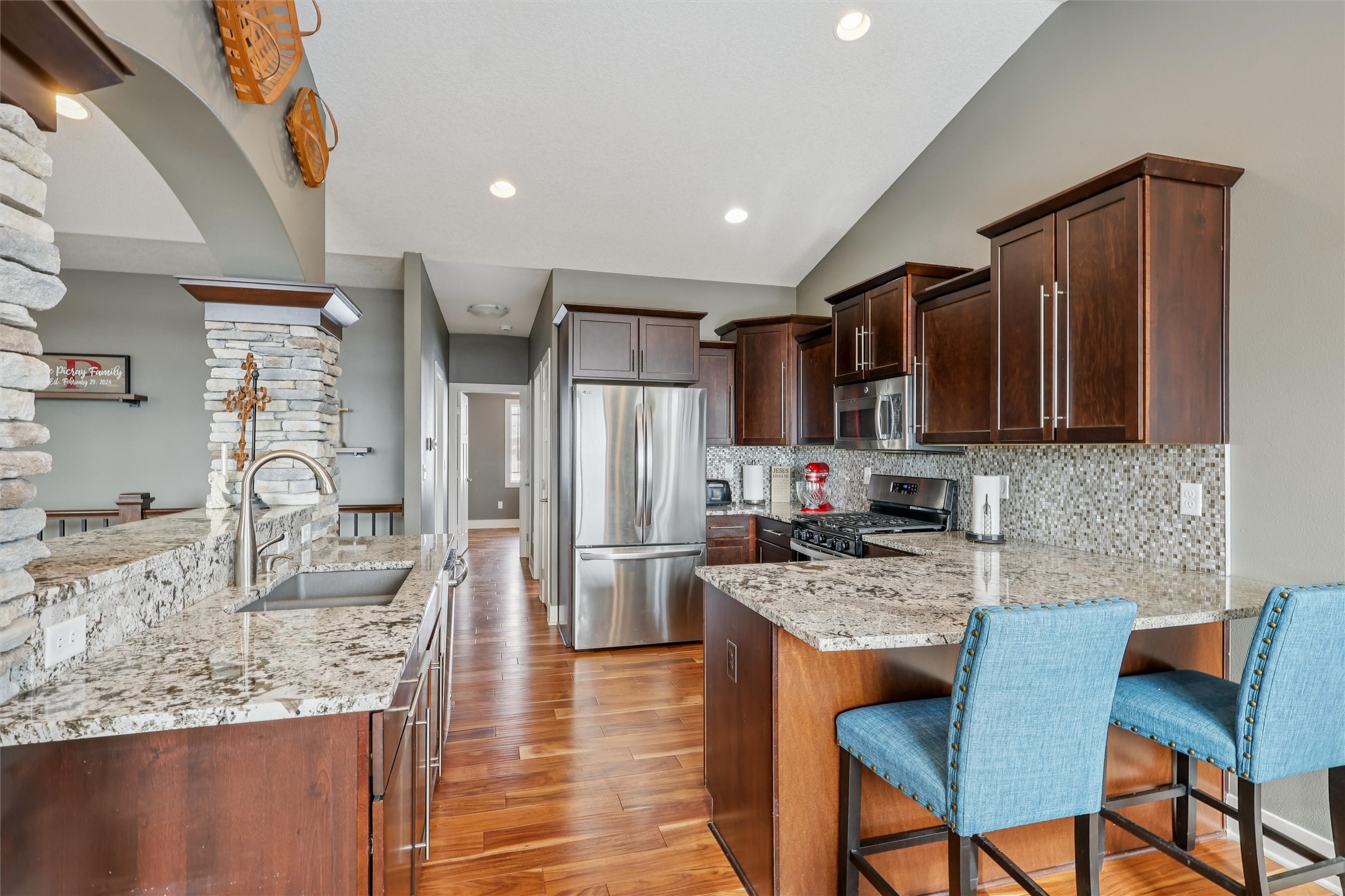 8202 Sky View Circle