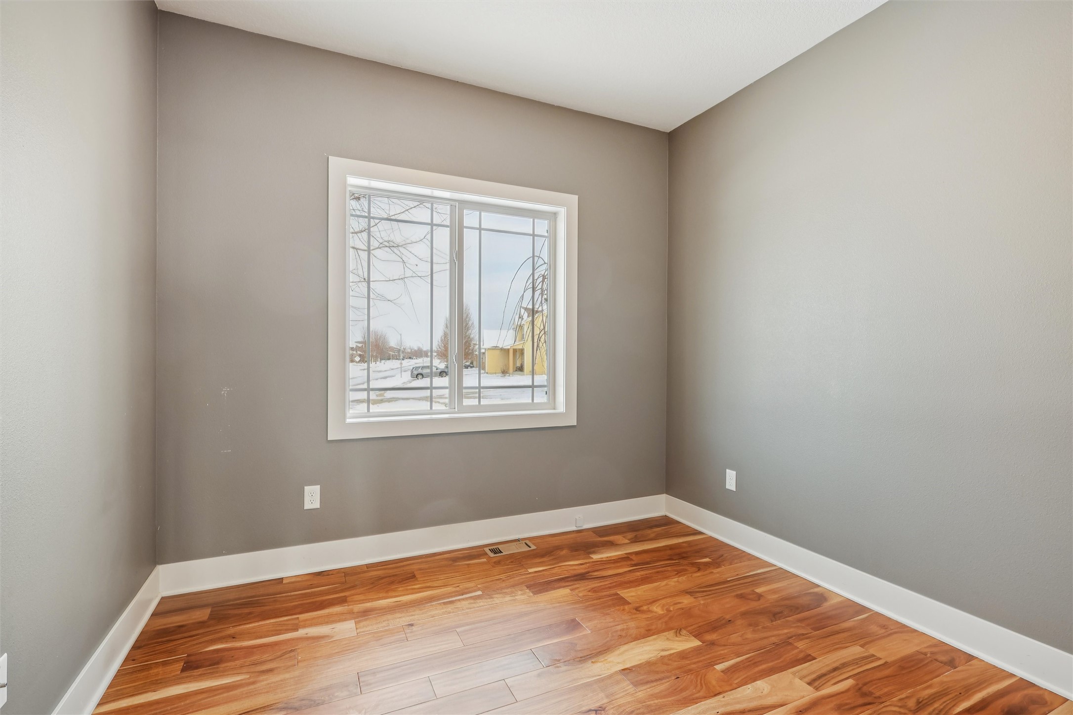 8202 Sky View Circle