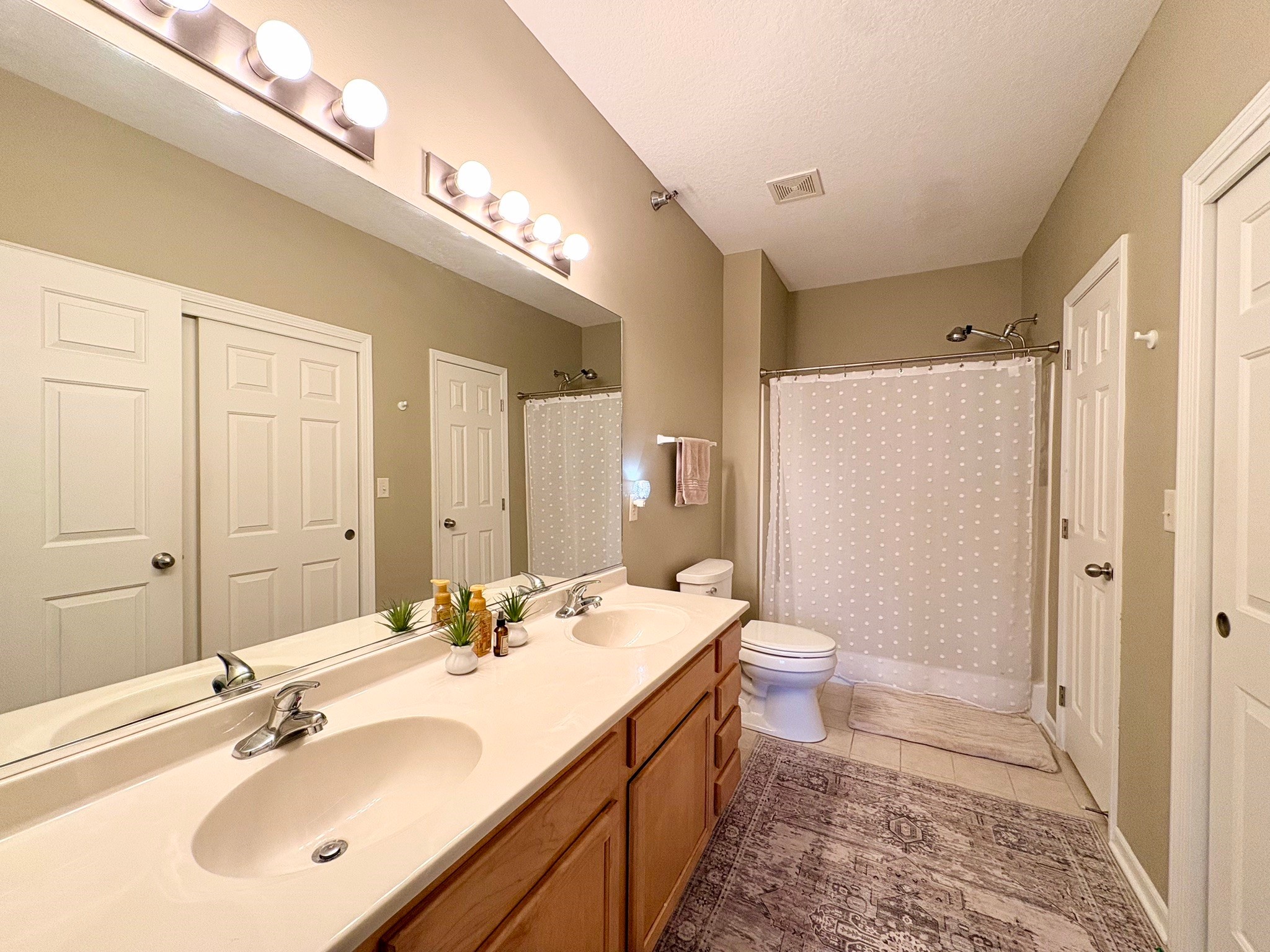 1329 SE University Avenue 206