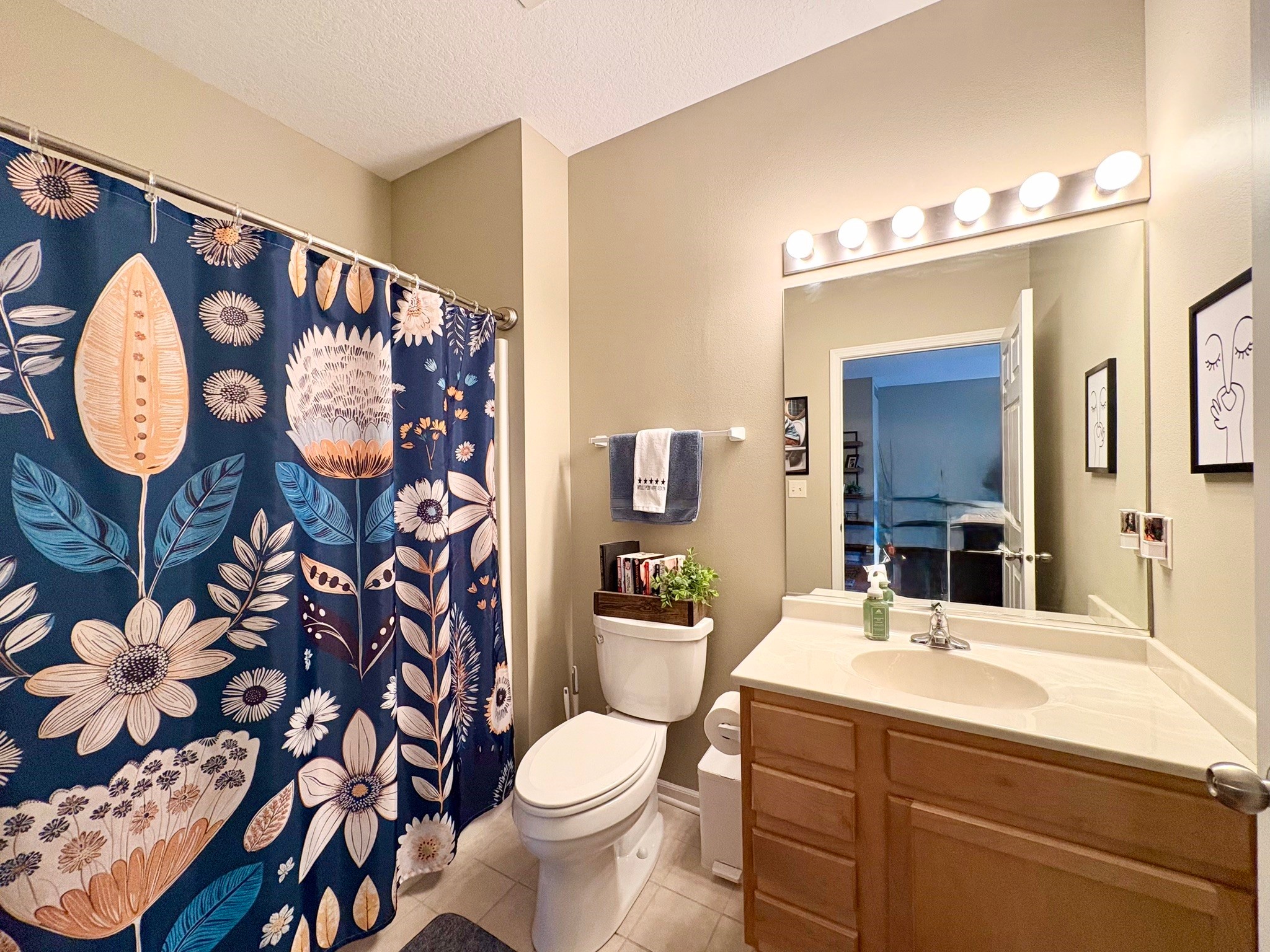 1329 SE University Avenue 206