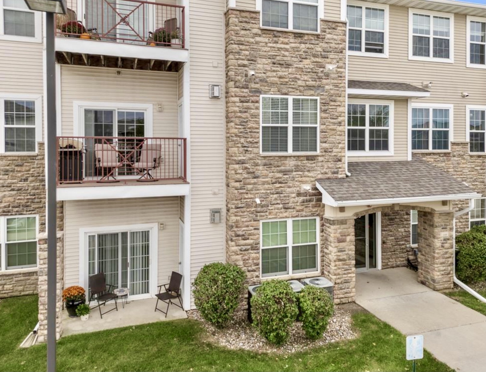 1329 SE University Avenue 206