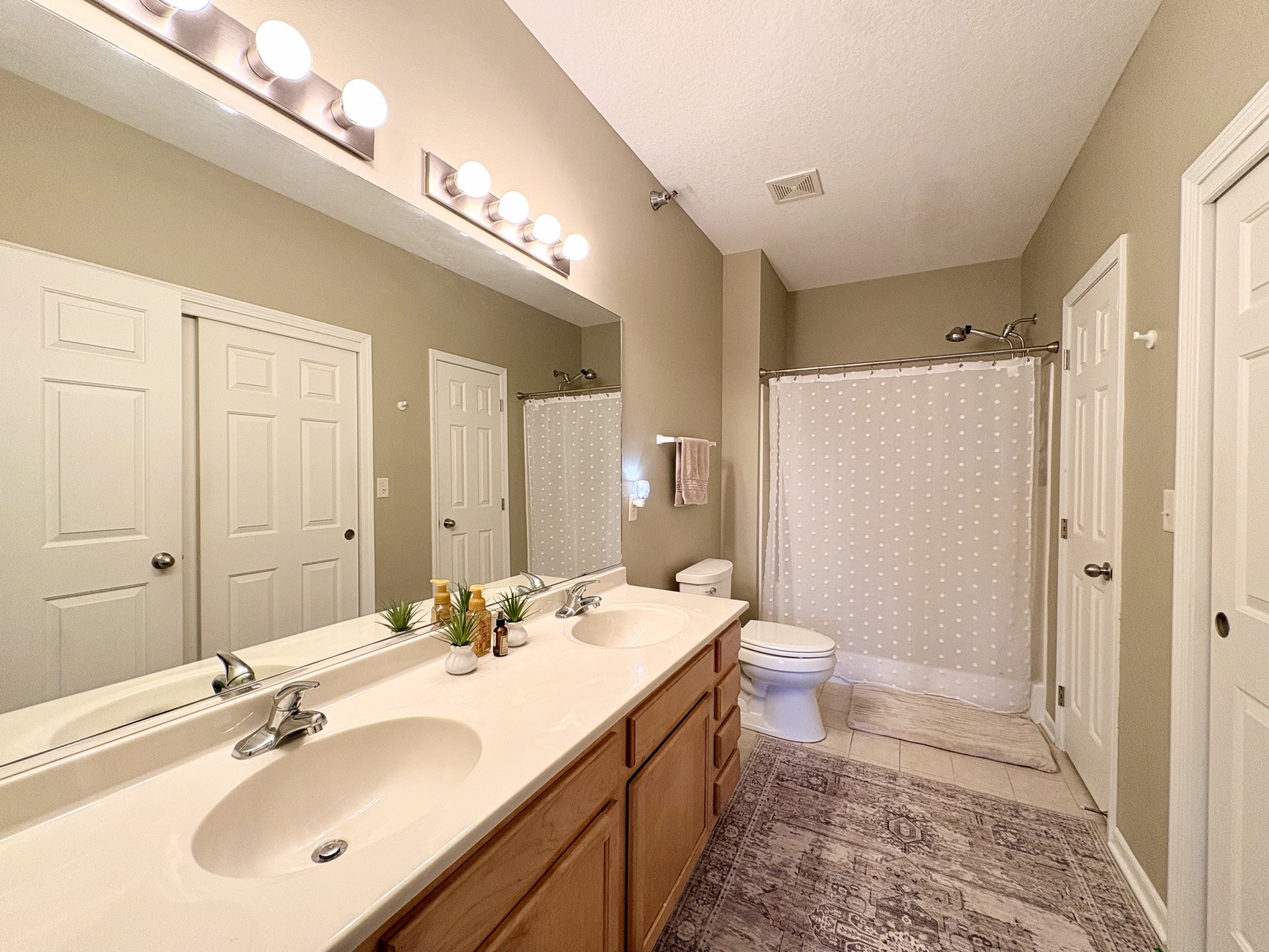 1329 SE University Avenue 206