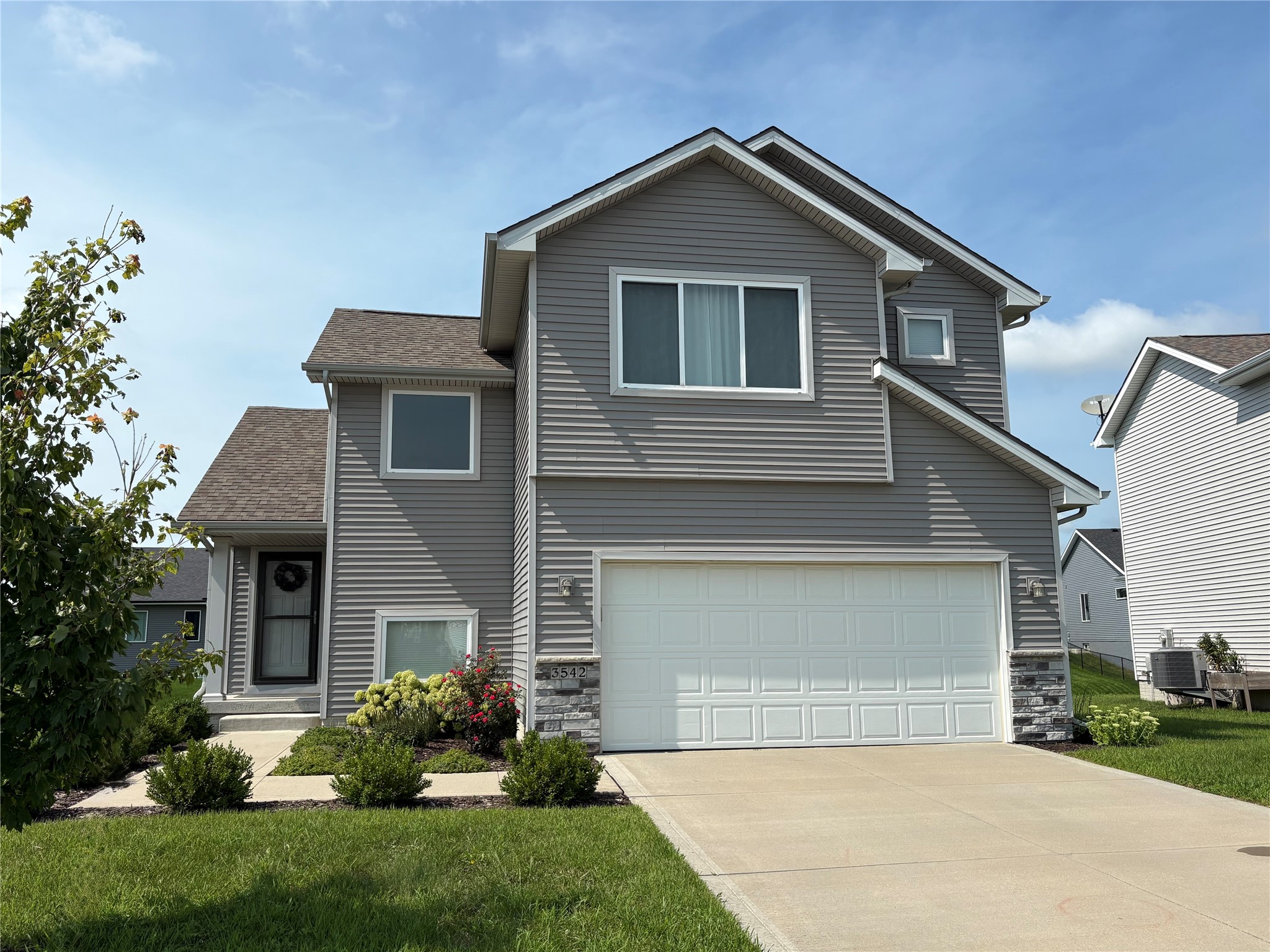 3542 NE Winding Trail Drive