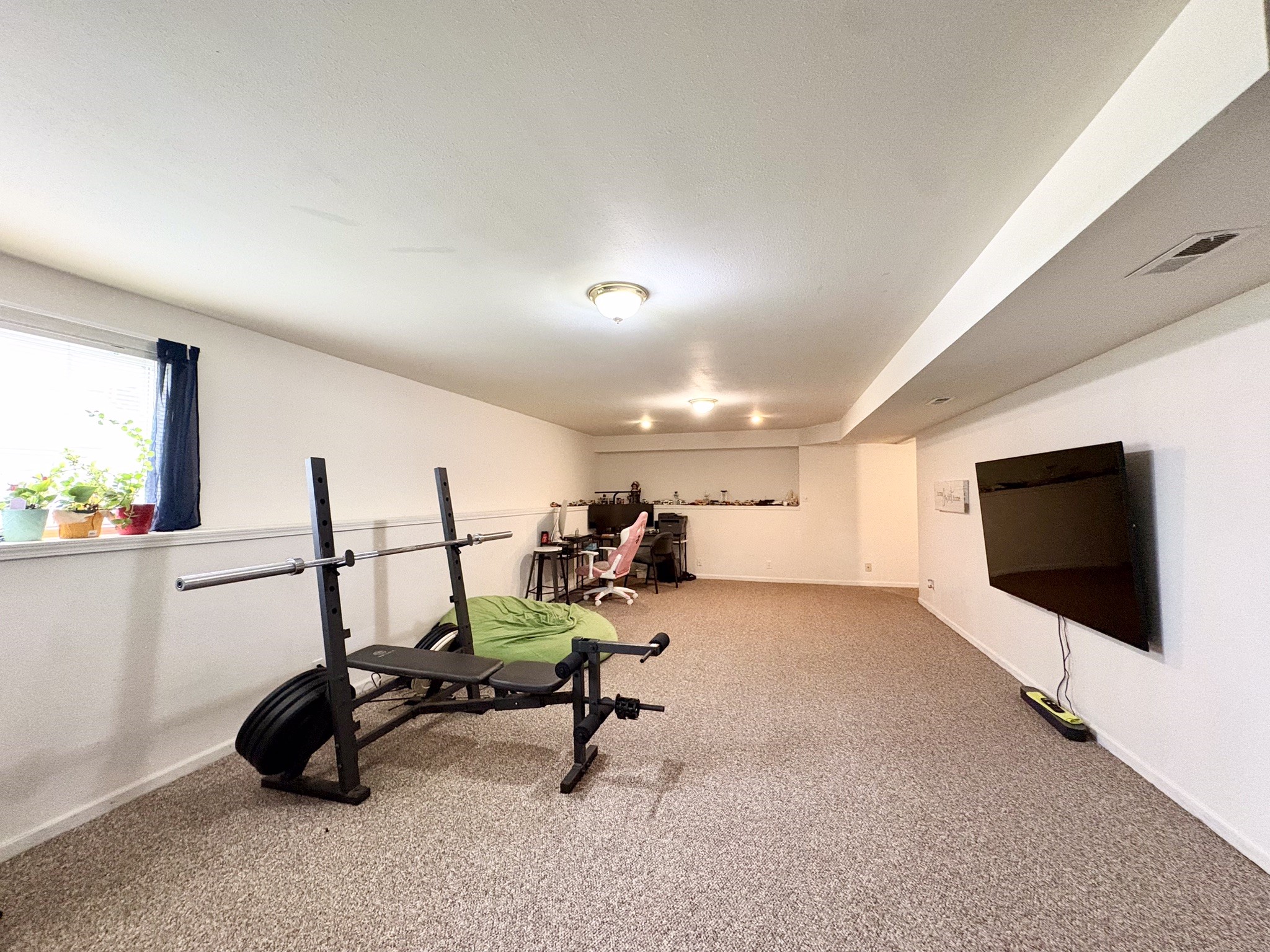 2401 E Glenwood Drive