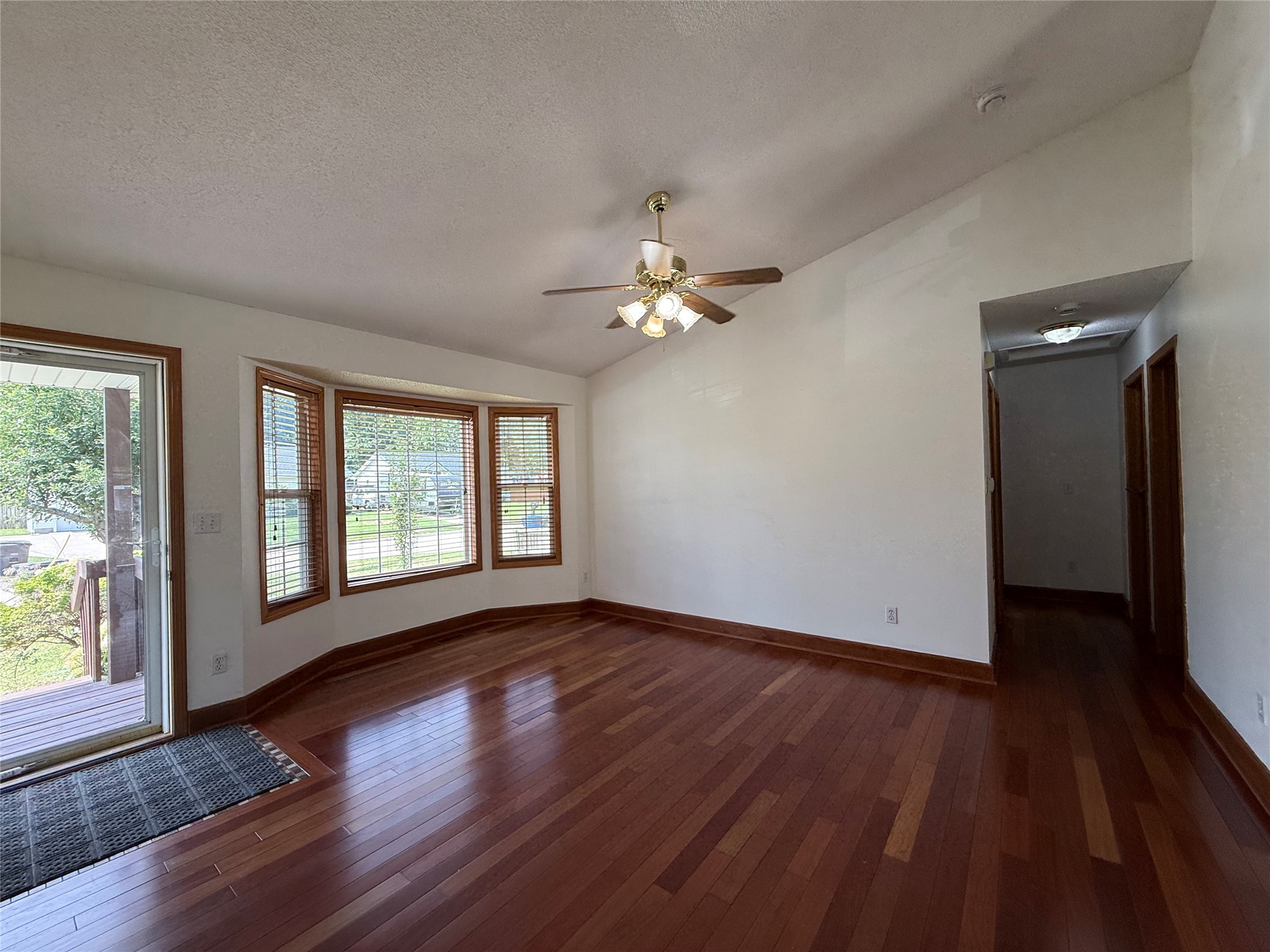 613 SW 61st Street