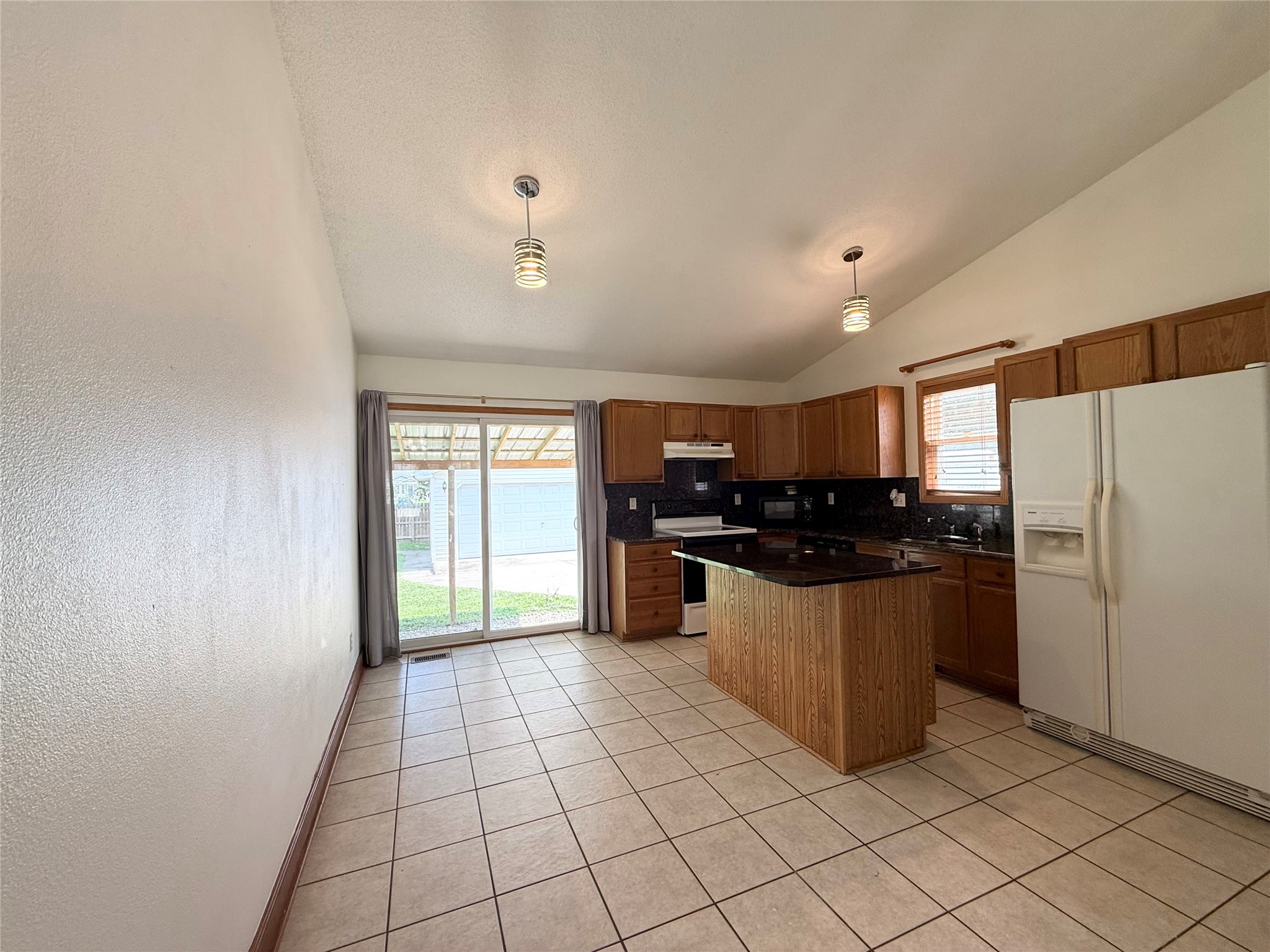 613 SW 61st Street