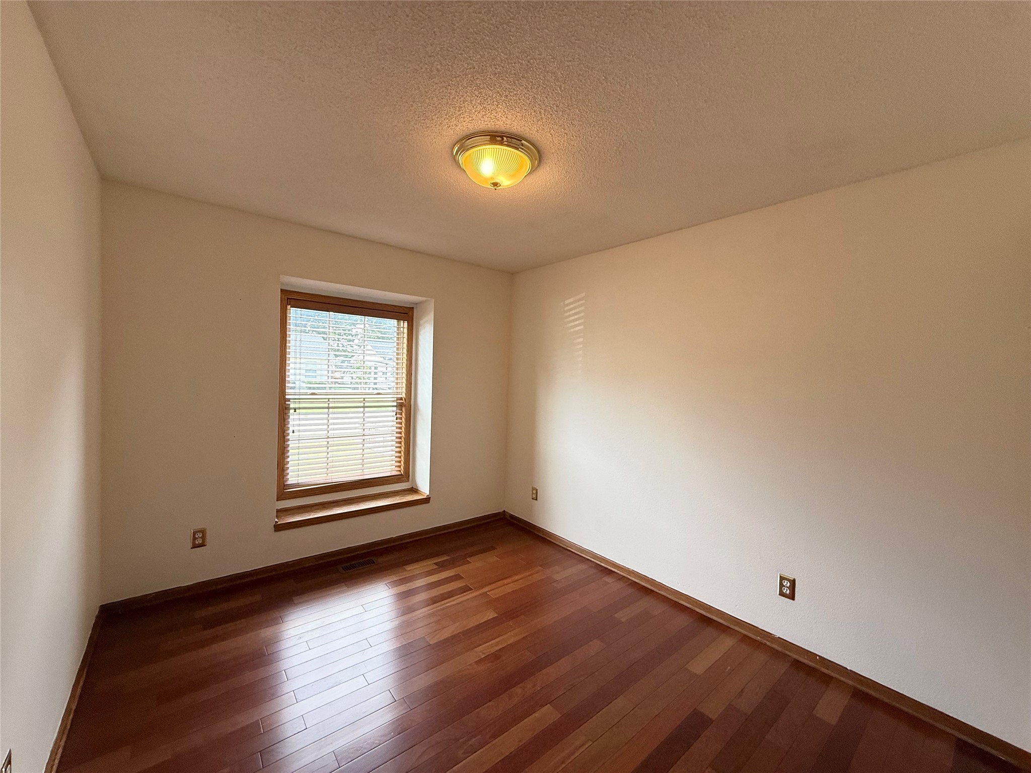 613 SW 61st Street