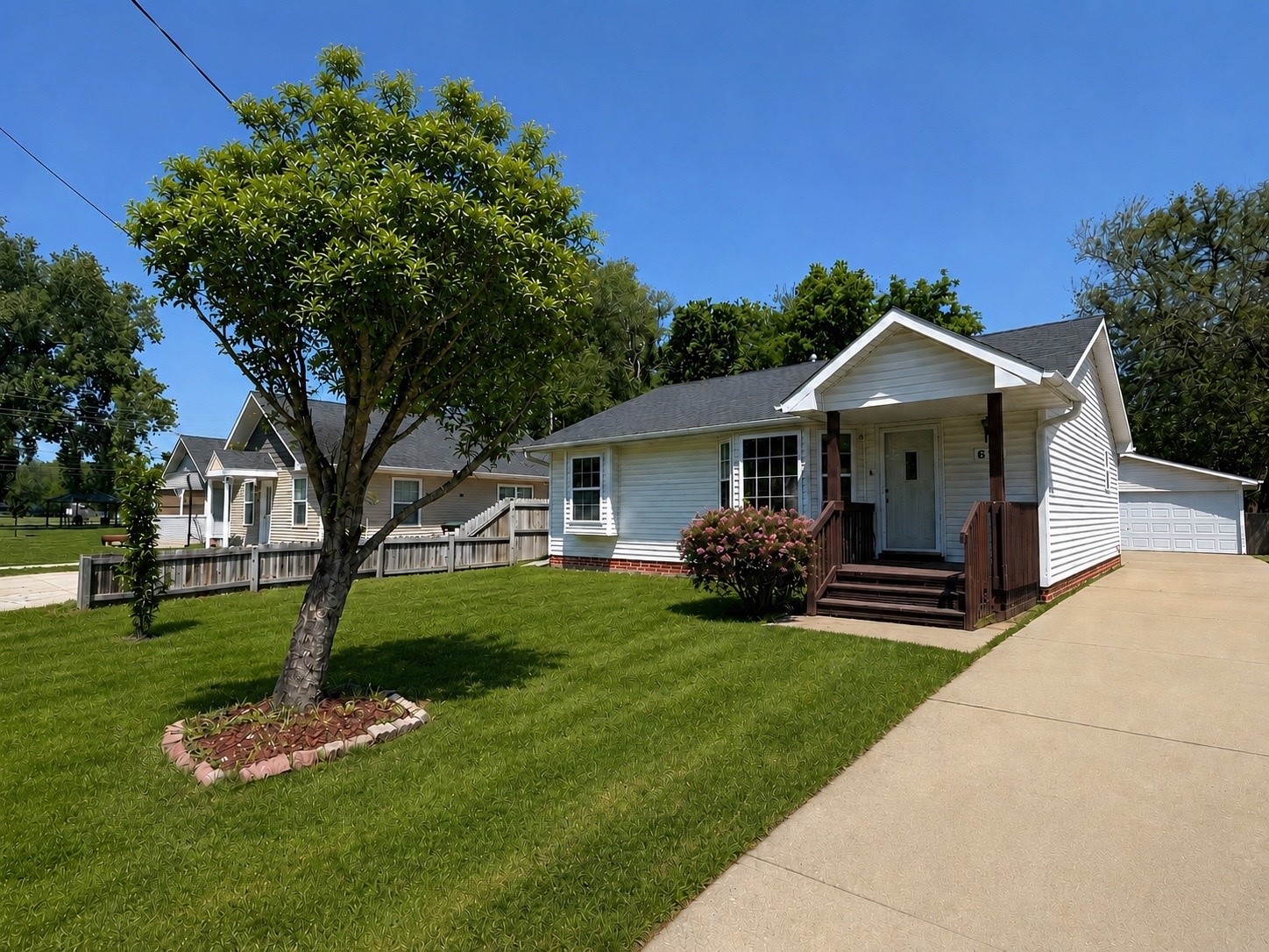 613 SW 61st Street