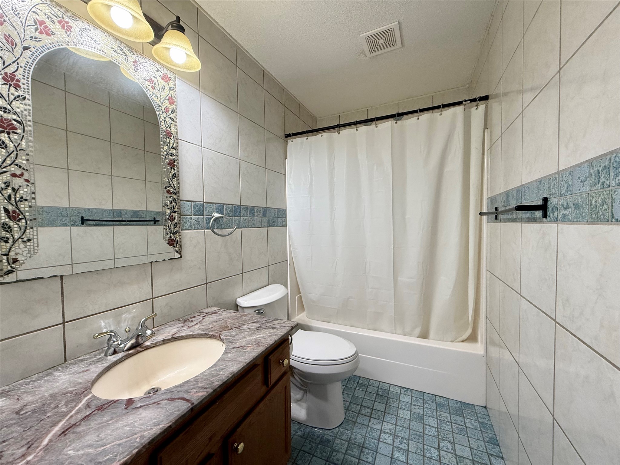 613 SW 61st Street