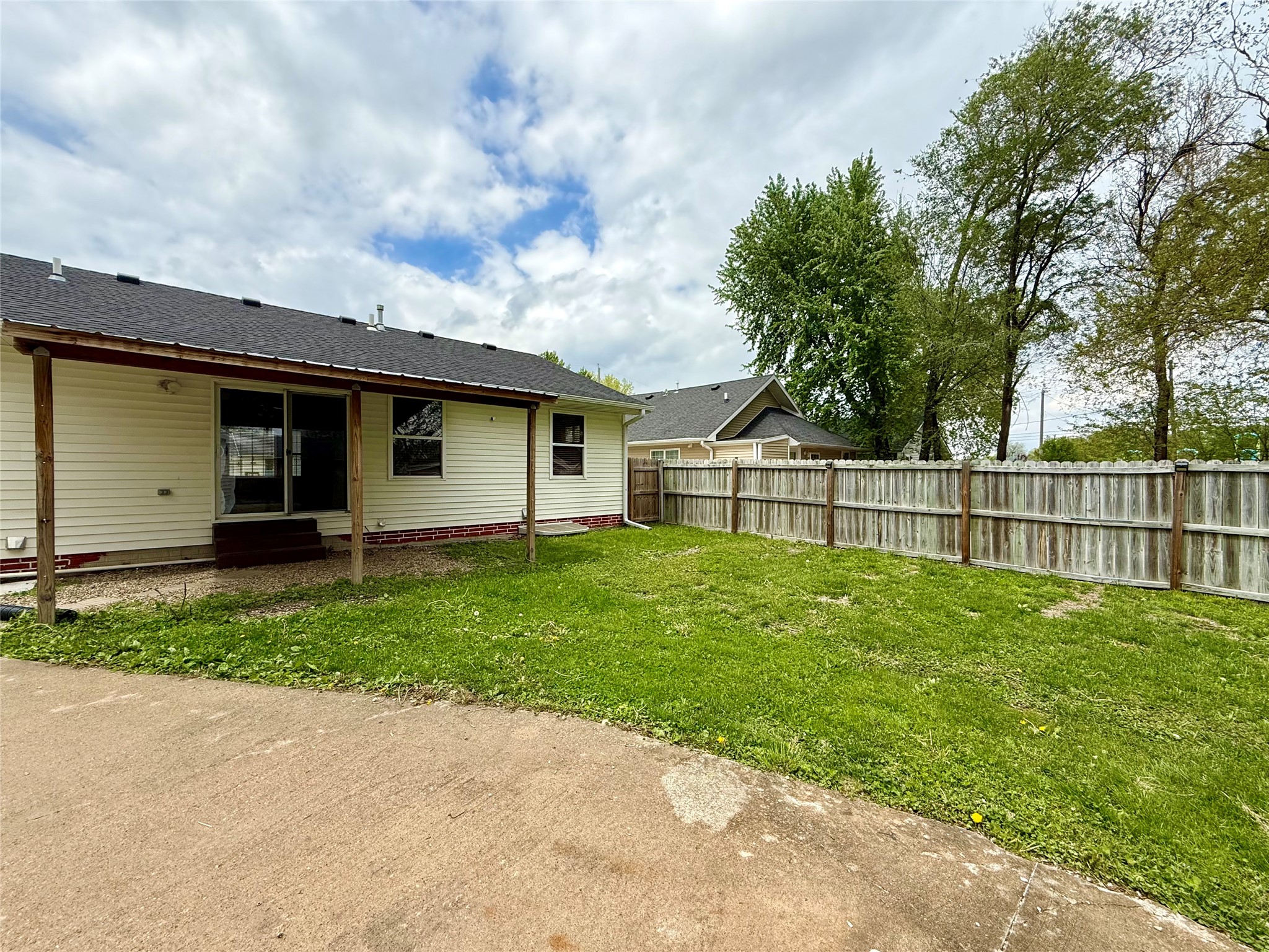 613 SW 61st Street