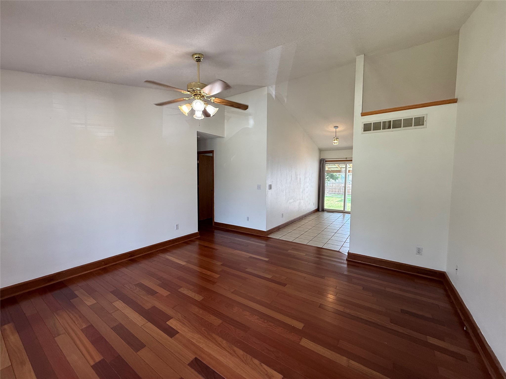 613 SW 61st Street