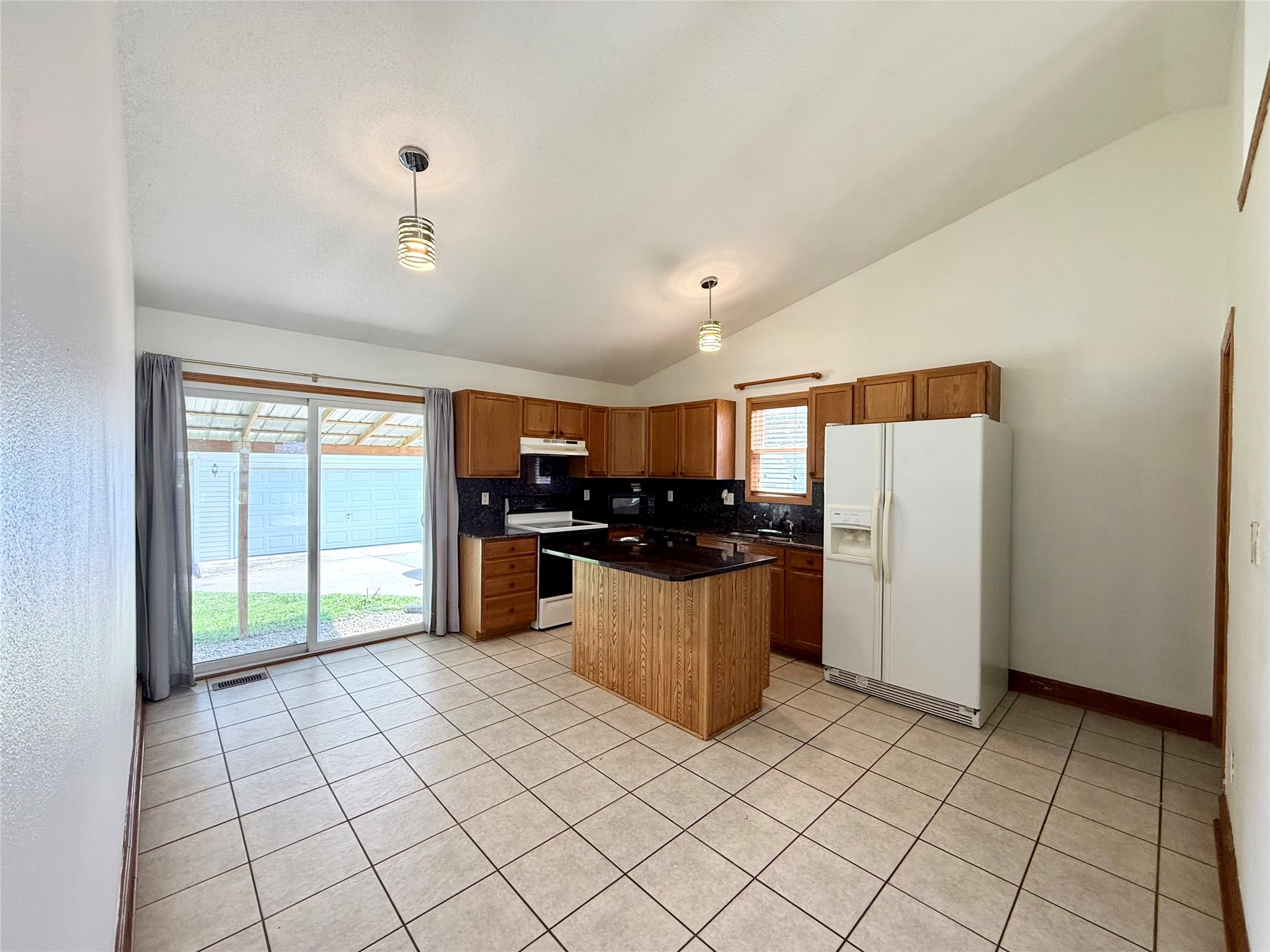 613 SW 61st Street
