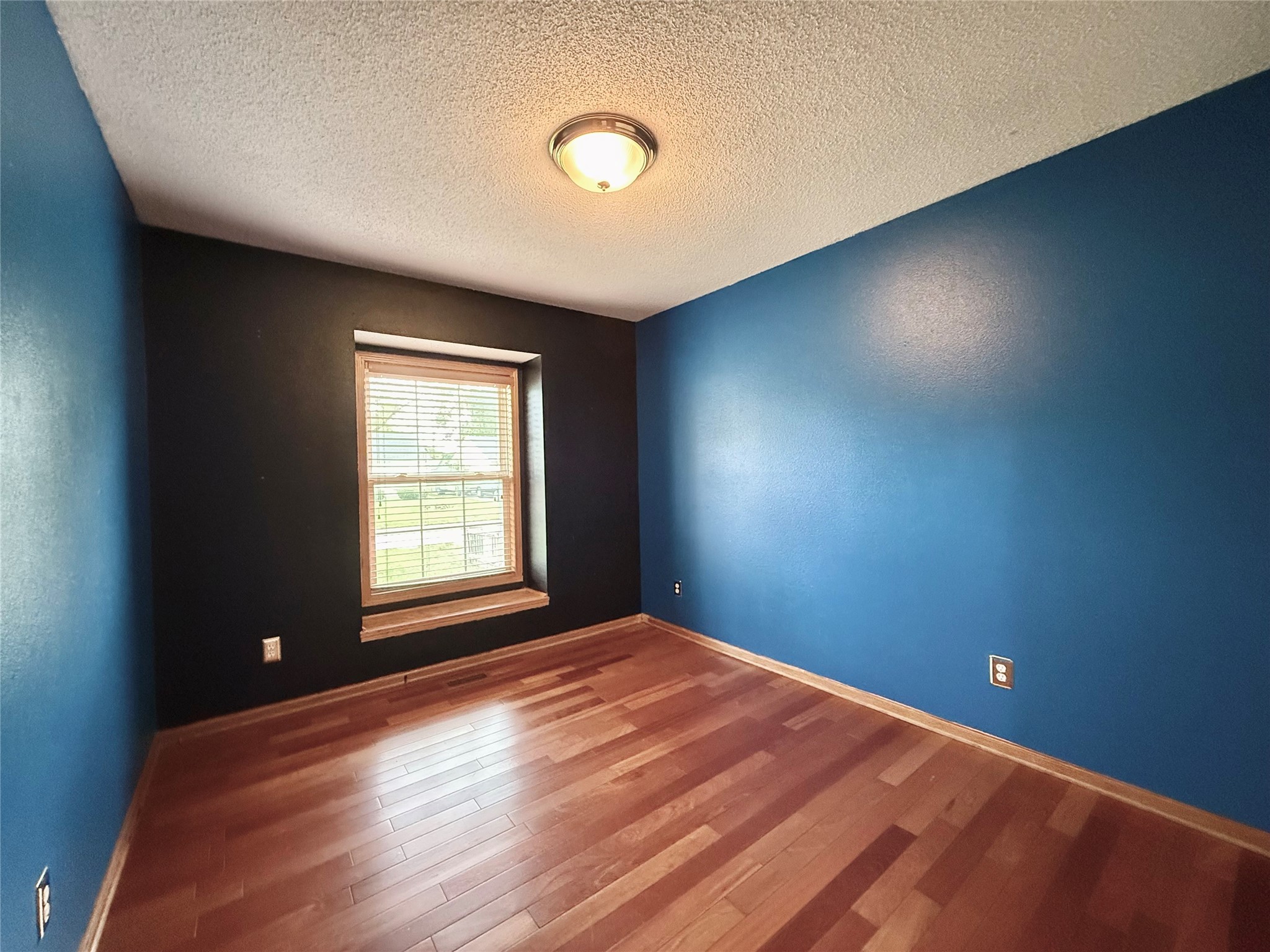 613 SW 61st Street