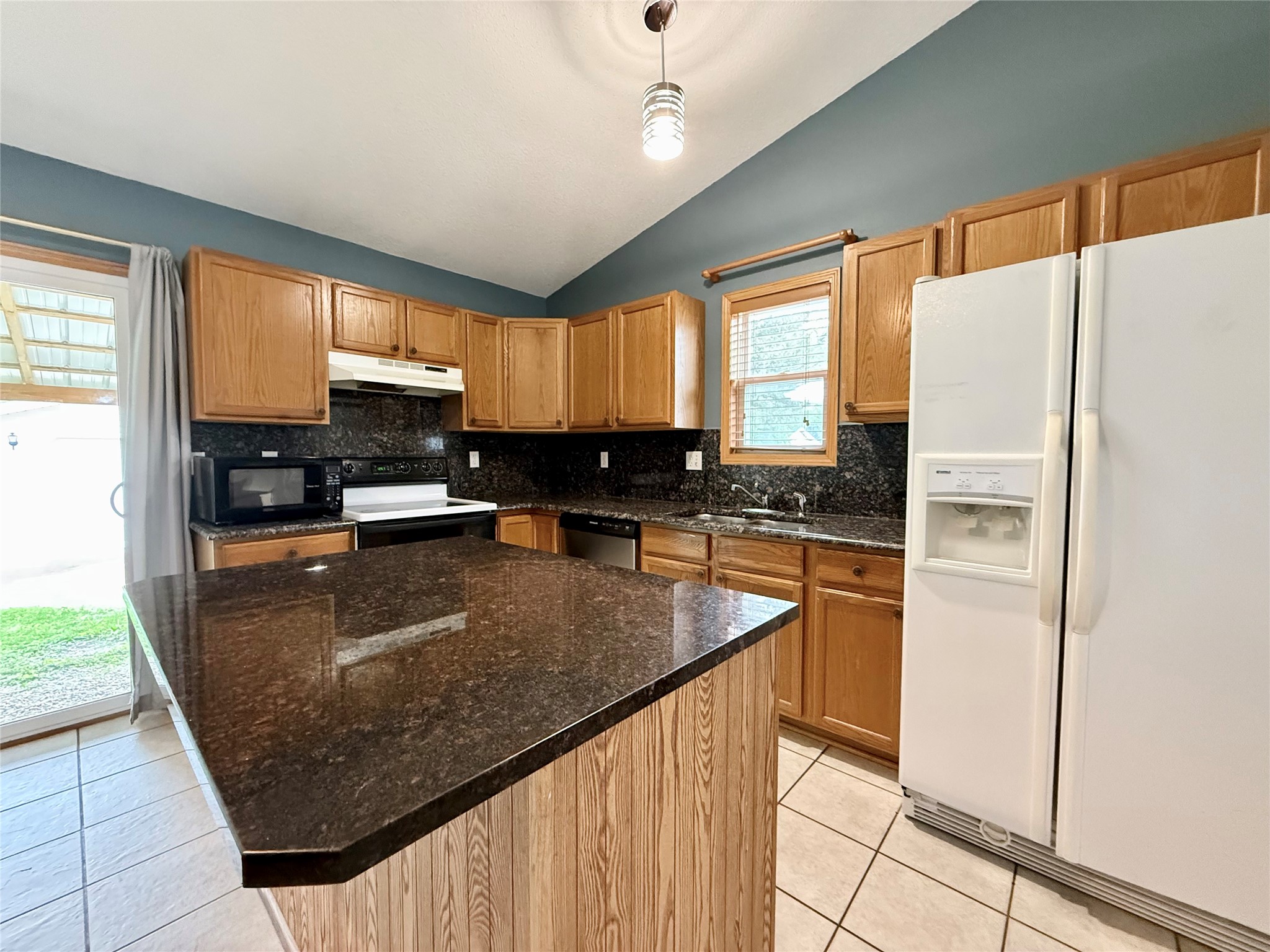 613 SW 61st Street