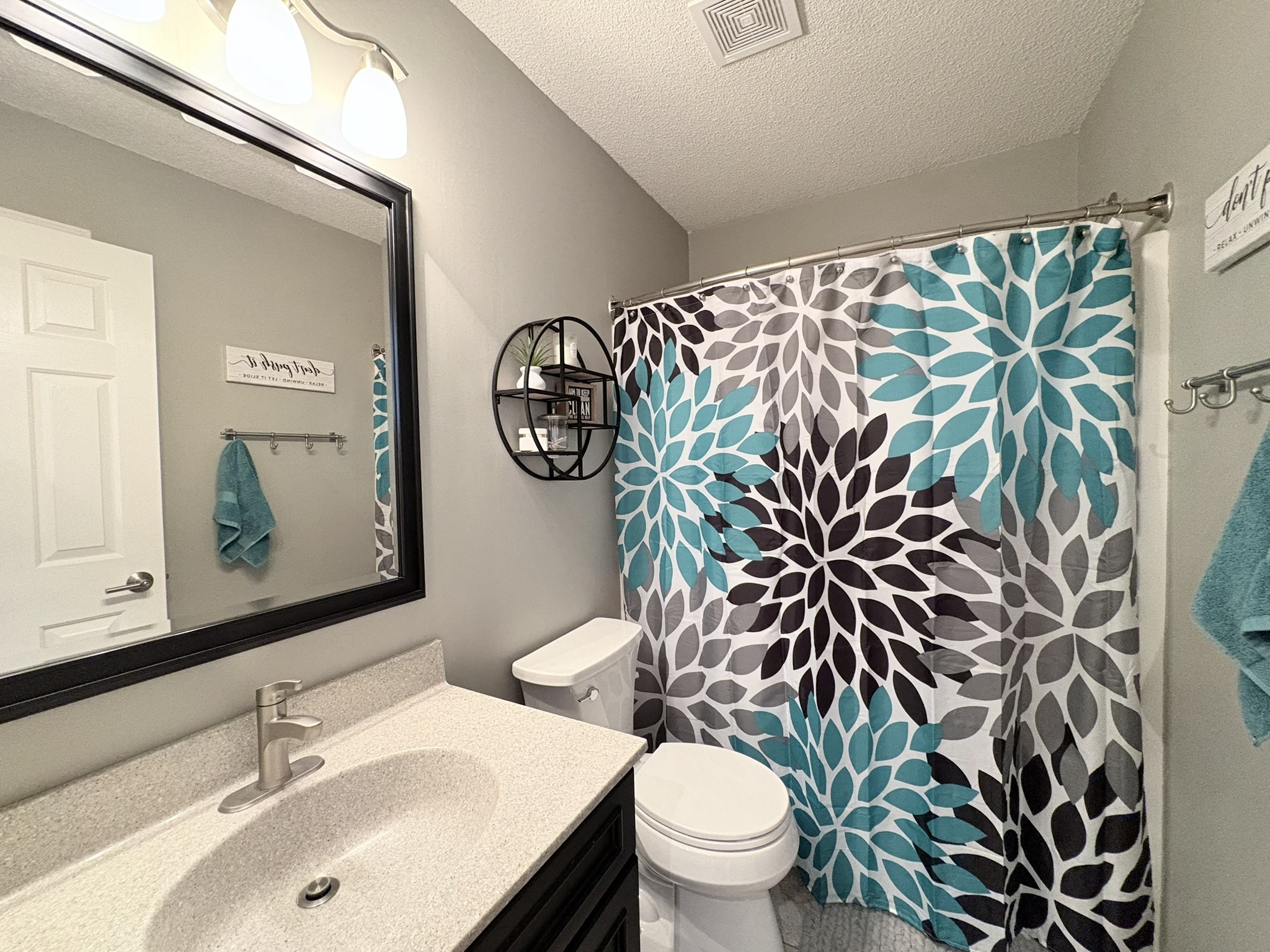 5482 Longview Court 4