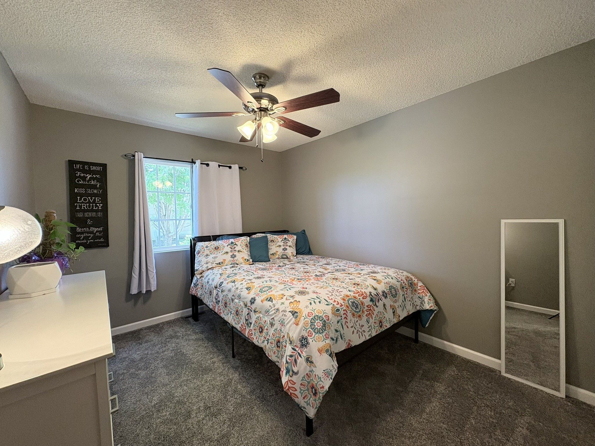 5482 Longview Court 4