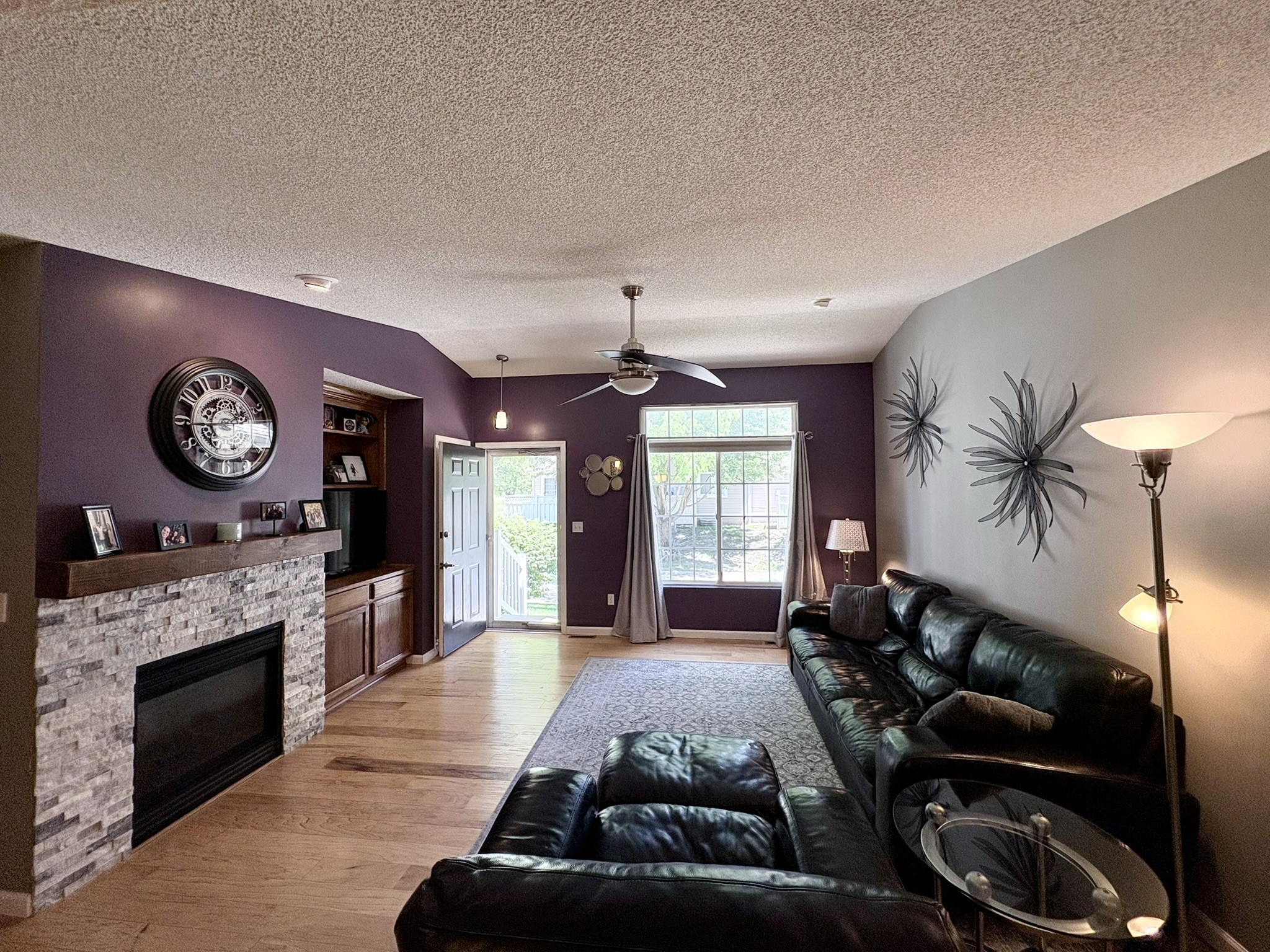 5482 Longview Court 4