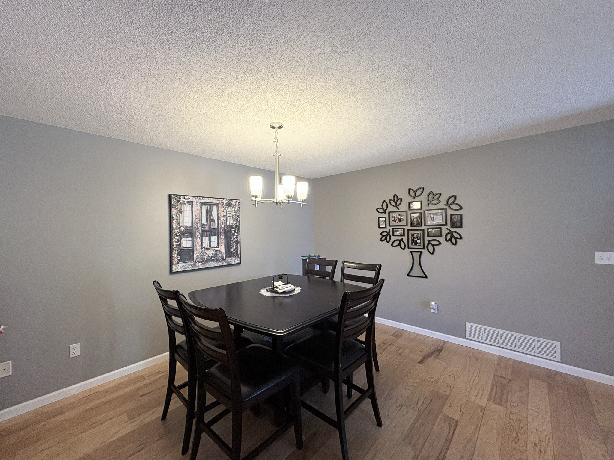 5482 Longview Court 4