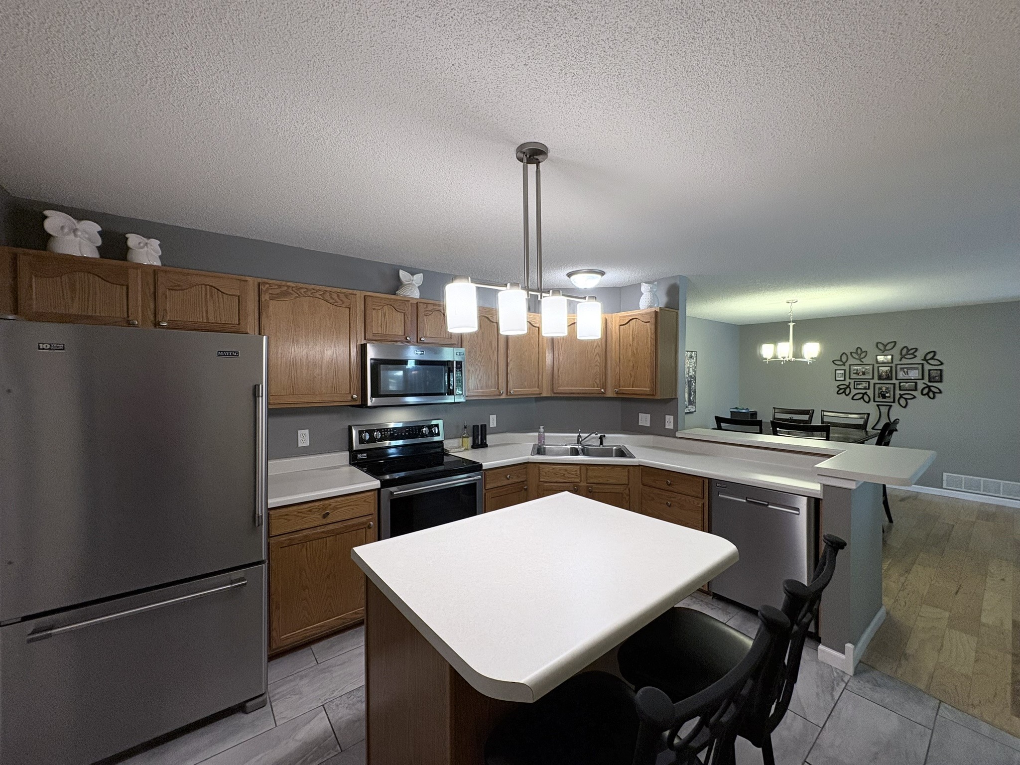 5482 Longview Court 4