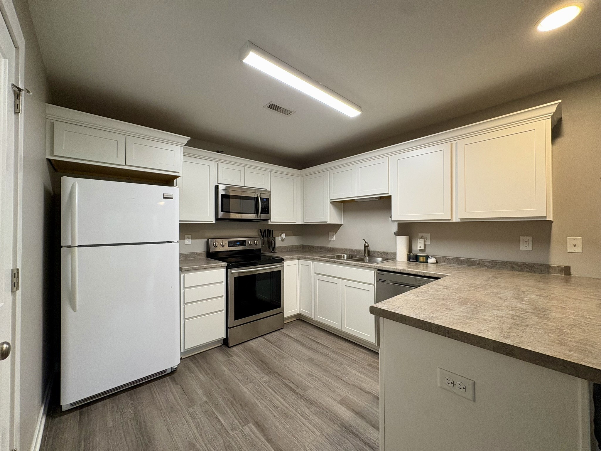 1265 SE 6th Street 102