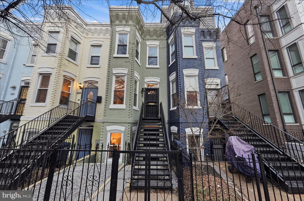 820 13TH STREET NE