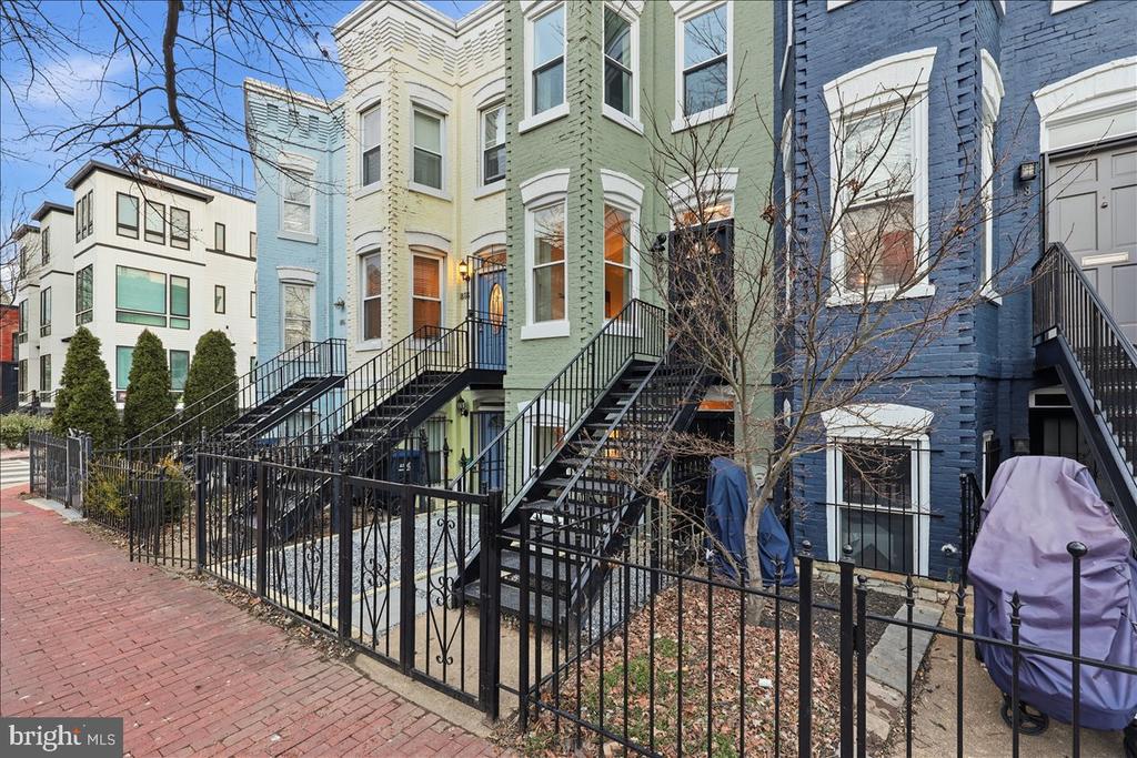 820 13TH STREET NE