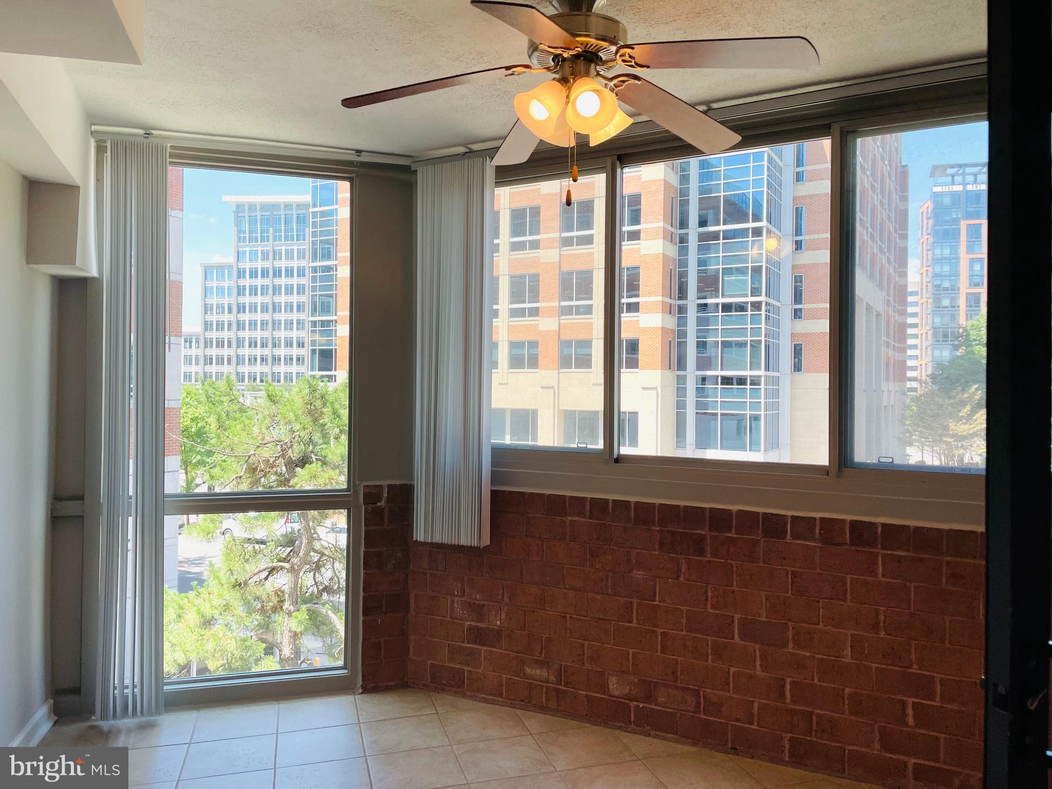 1001 N Vermont St #304