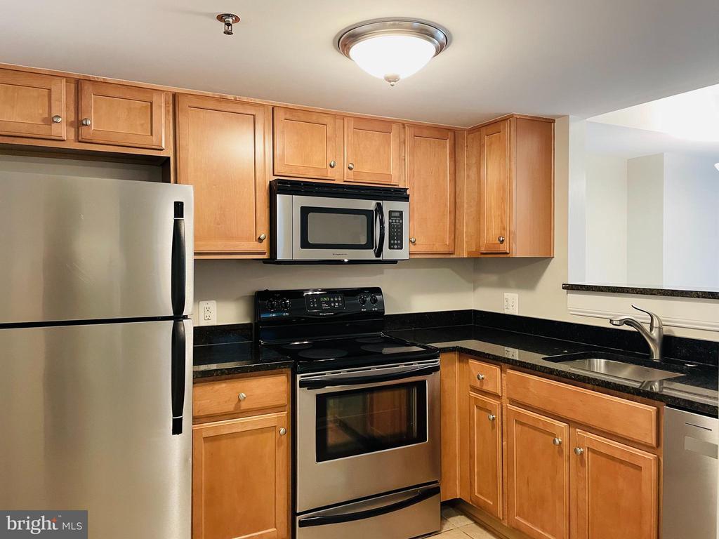 1001 N Vermont St #304