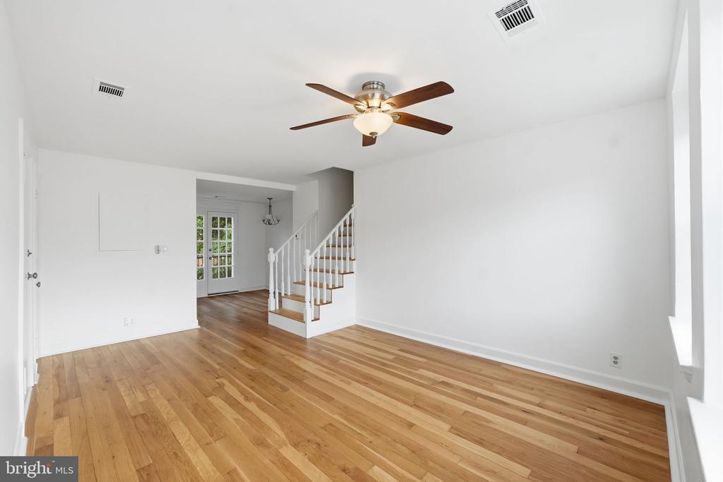 4860 28TH STREET S Unit: C2