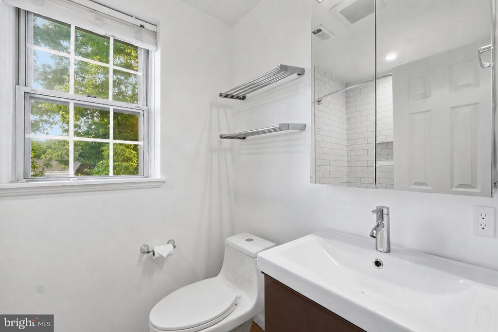 4860 28TH STREET S Unit: C2