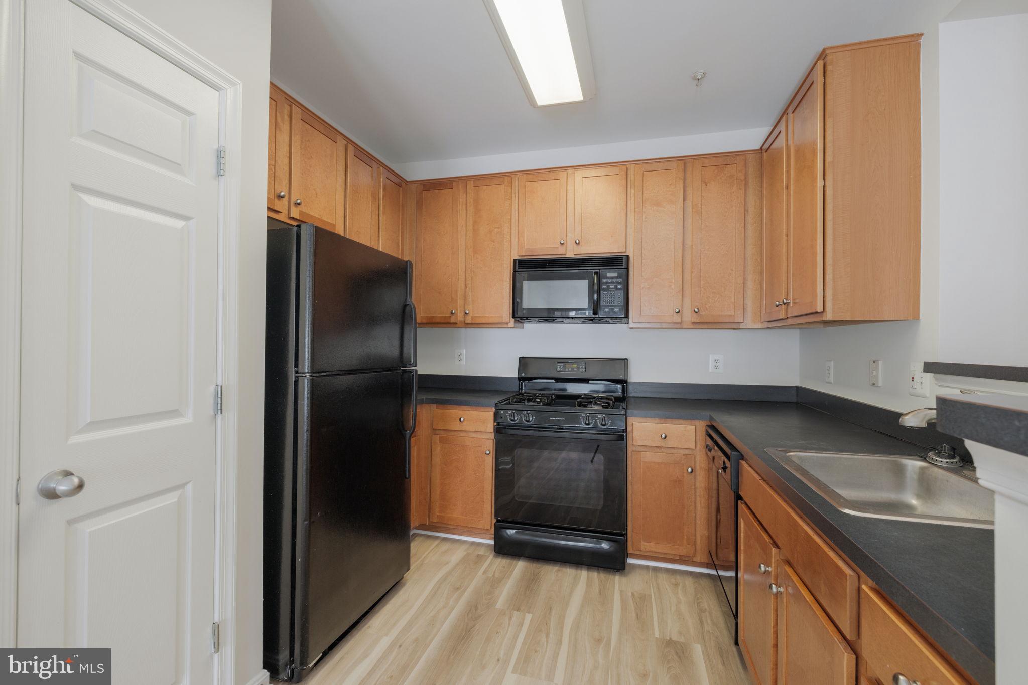 4850 EISENHOWER AVENUE 409