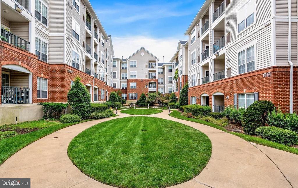 4850 EISENHOWER AVENUE 409