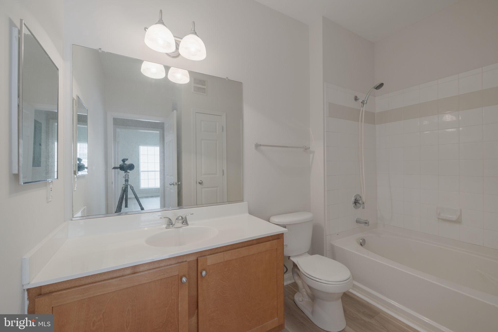 4850 EISENHOWER AVENUE 409