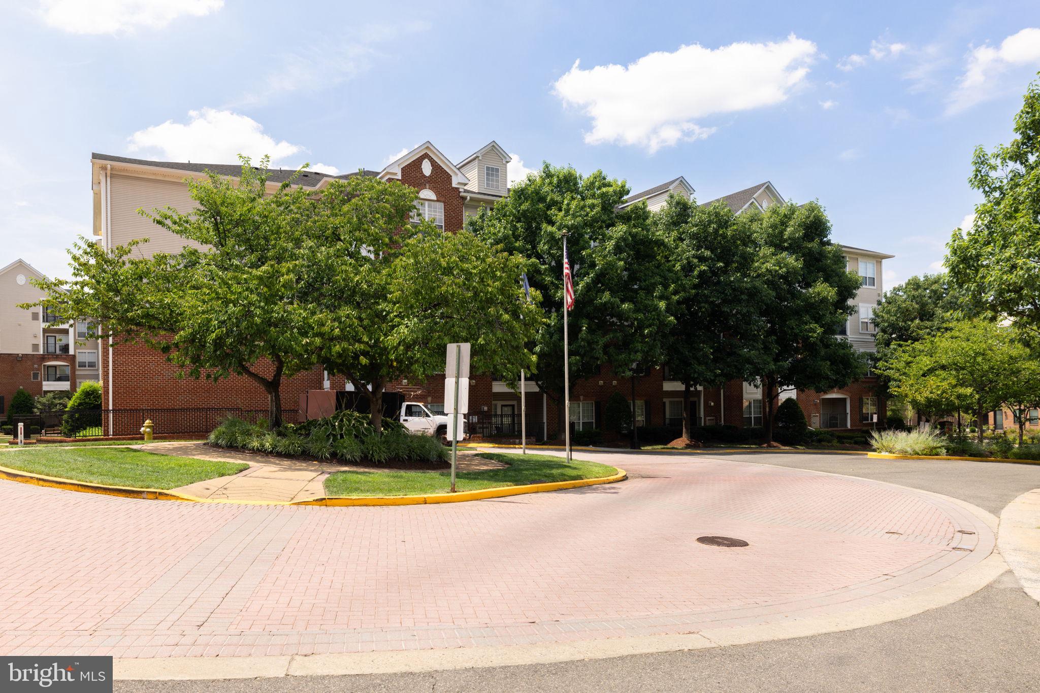 4850 EISENHOWER AVENUE 409